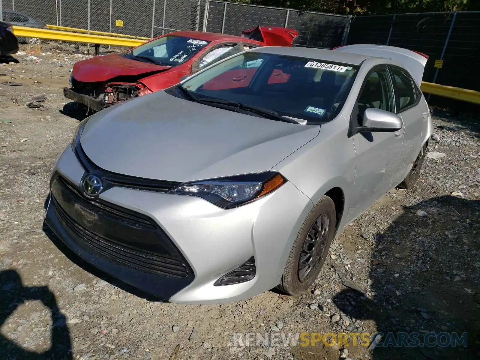 2 Photograph of a damaged car 5YFBURHEXKP939750 TOYOTA COROLLA 2019