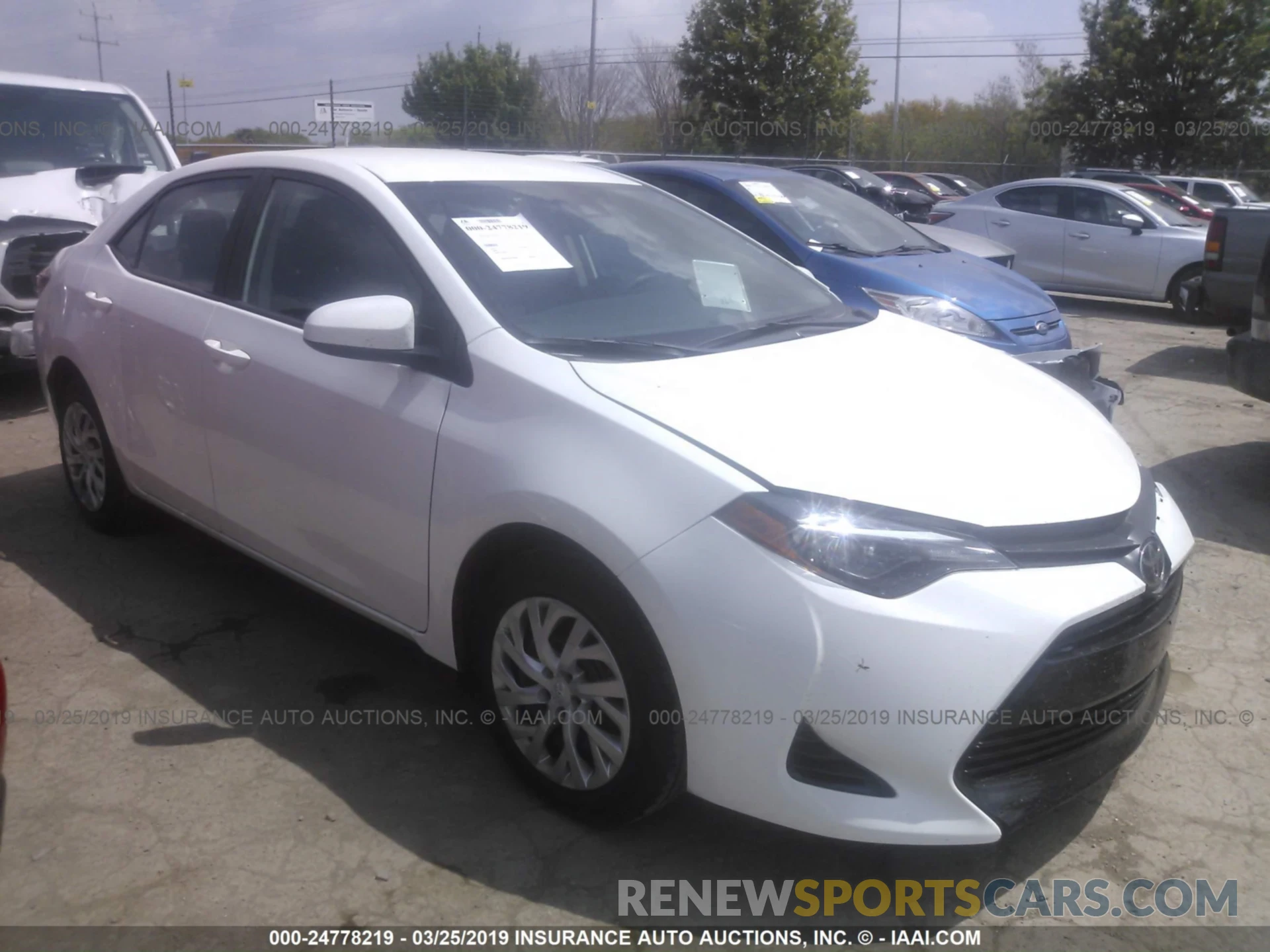 1 Photograph of a damaged car 5YFBURHEXKP940199 TOYOTA COROLLA 2019