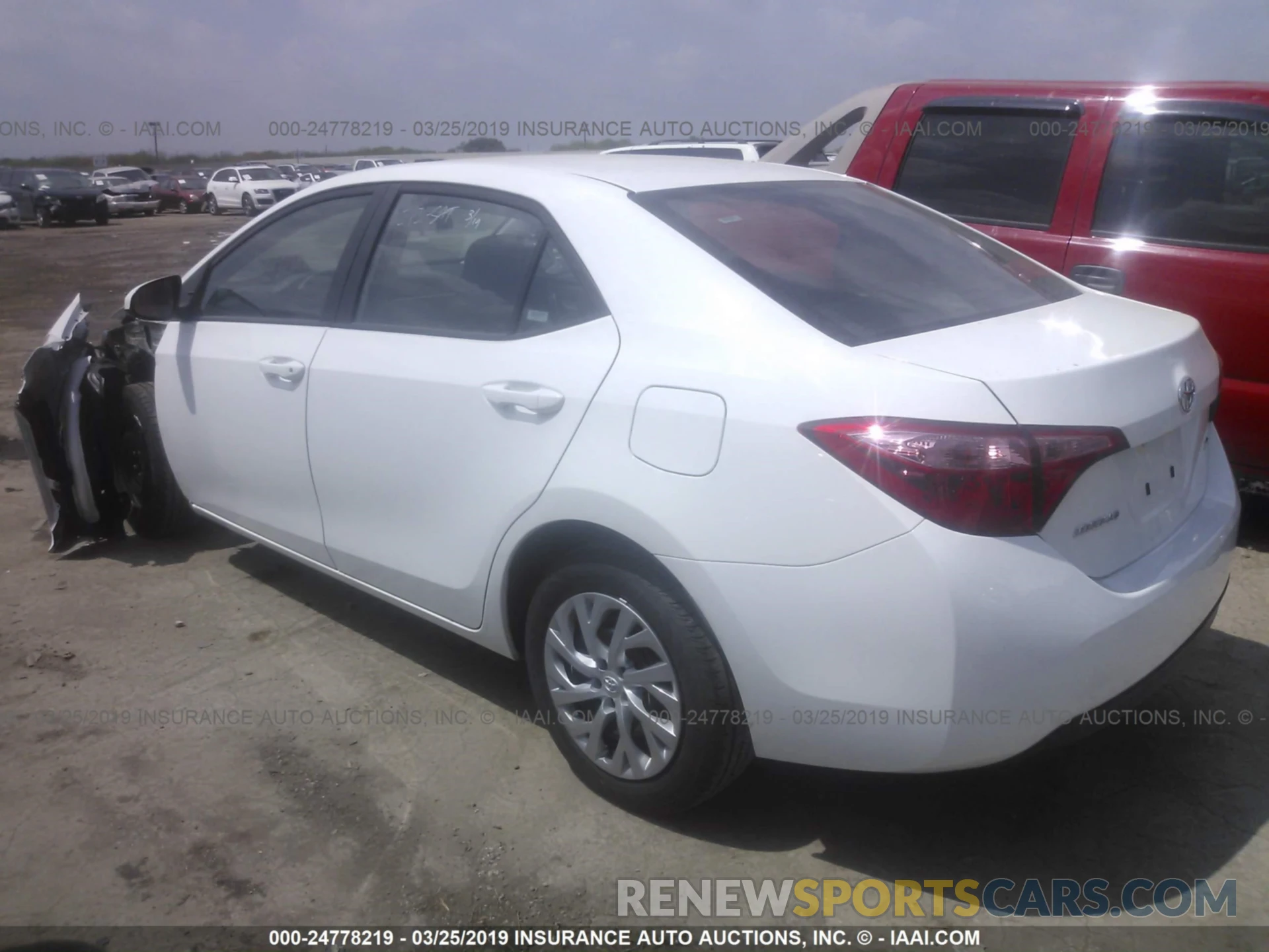 3 Photograph of a damaged car 5YFBURHEXKP940199 TOYOTA COROLLA 2019