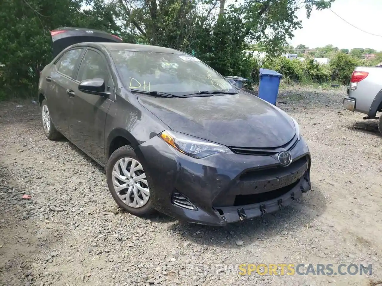 1 Photograph of a damaged car 5YFBURHEXKP940302 TOYOTA COROLLA 2019