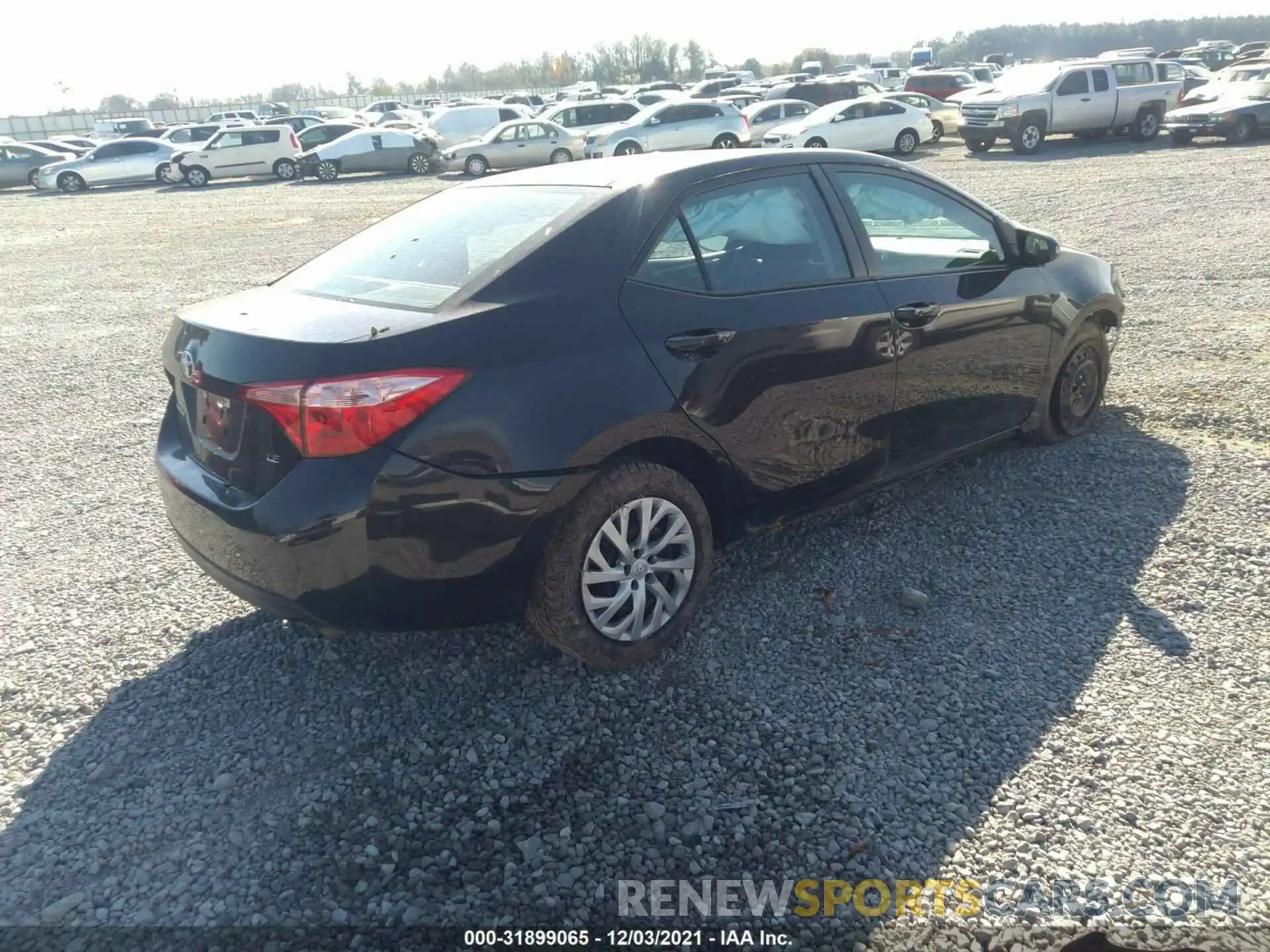 4 Photograph of a damaged car 5YFBURHEXKP940770 TOYOTA COROLLA 2019