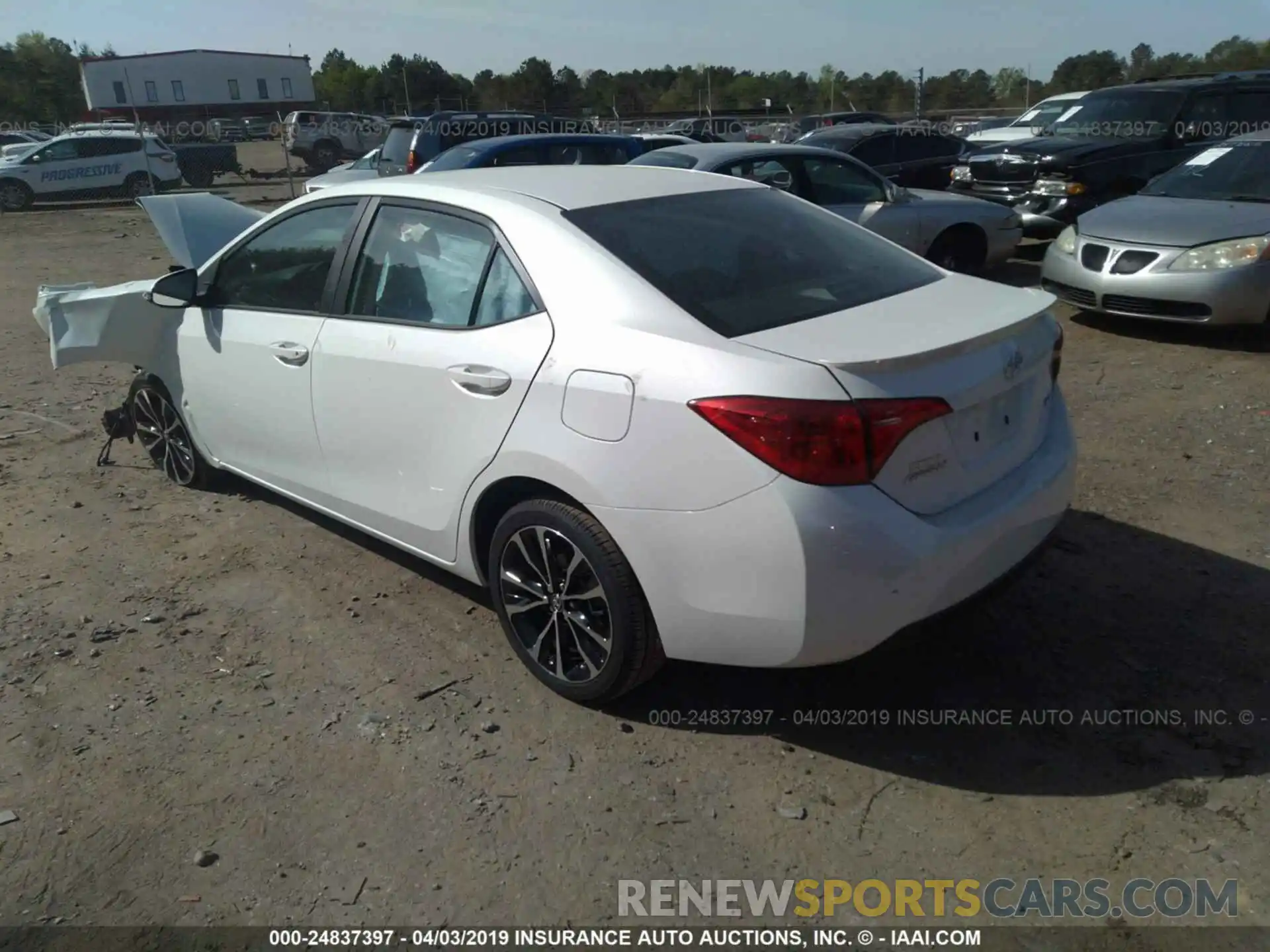 3 Photograph of a damaged car 5YFBURHEXKP940848 TOYOTA COROLLA 2019