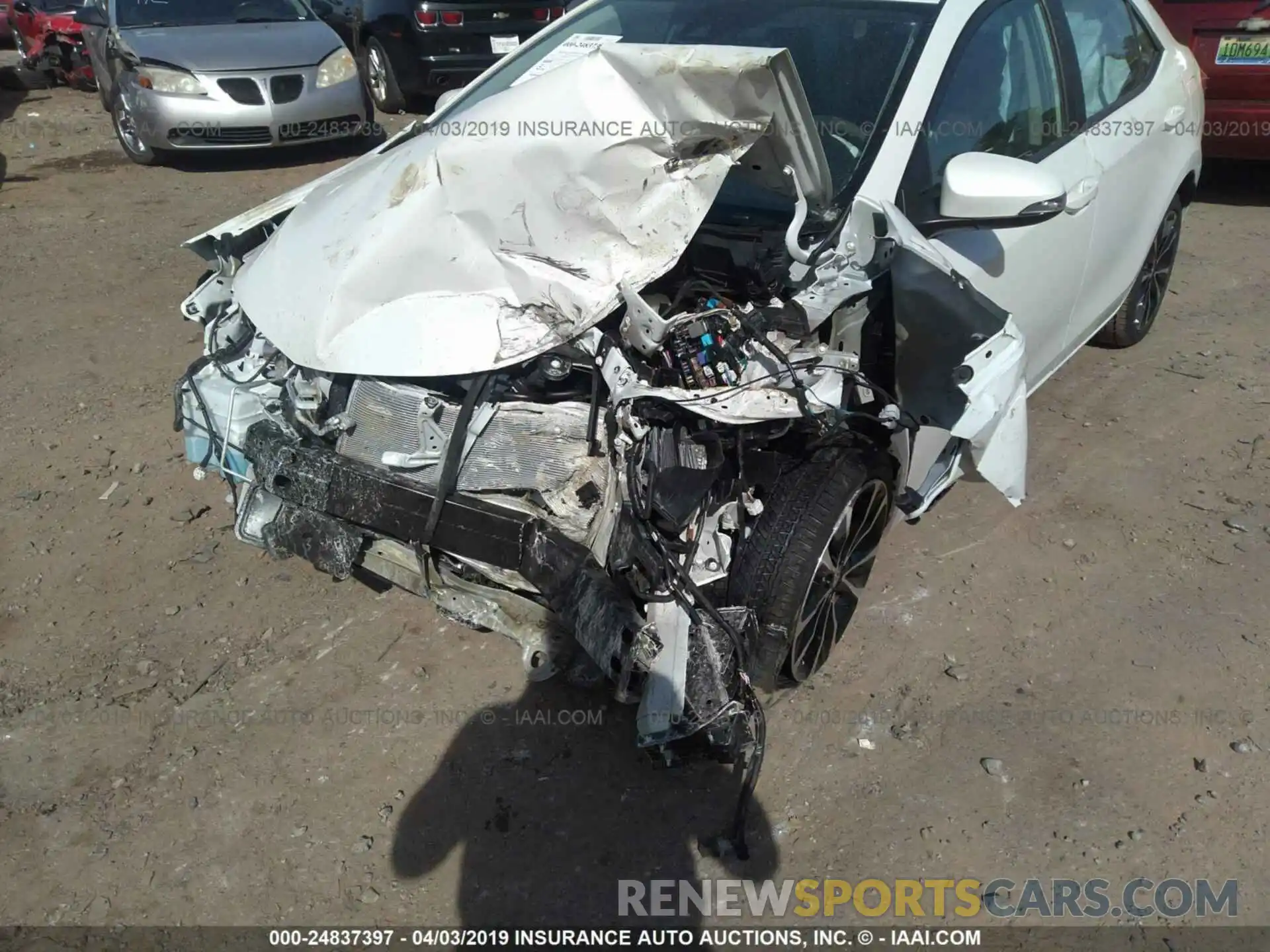 6 Photograph of a damaged car 5YFBURHEXKP940848 TOYOTA COROLLA 2019