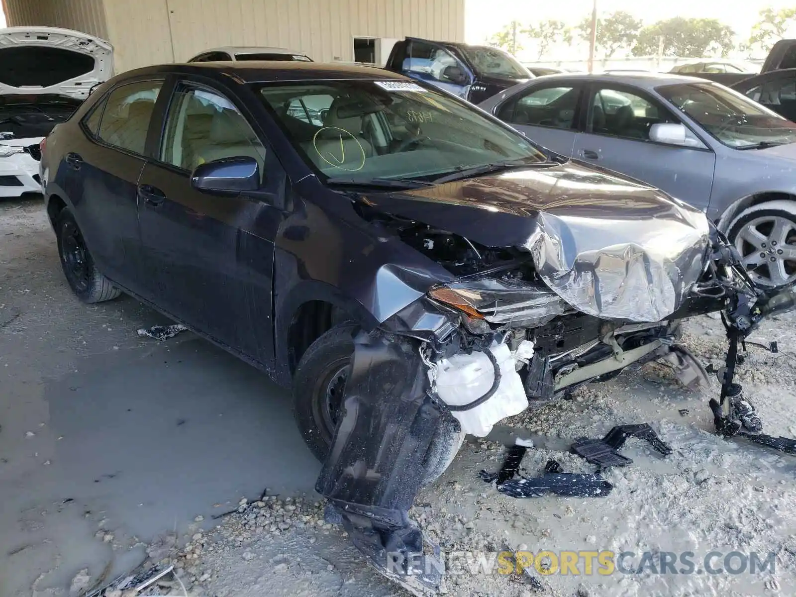 1 Photograph of a damaged car 5YFBURHEXKP941045 TOYOTA COROLLA 2019