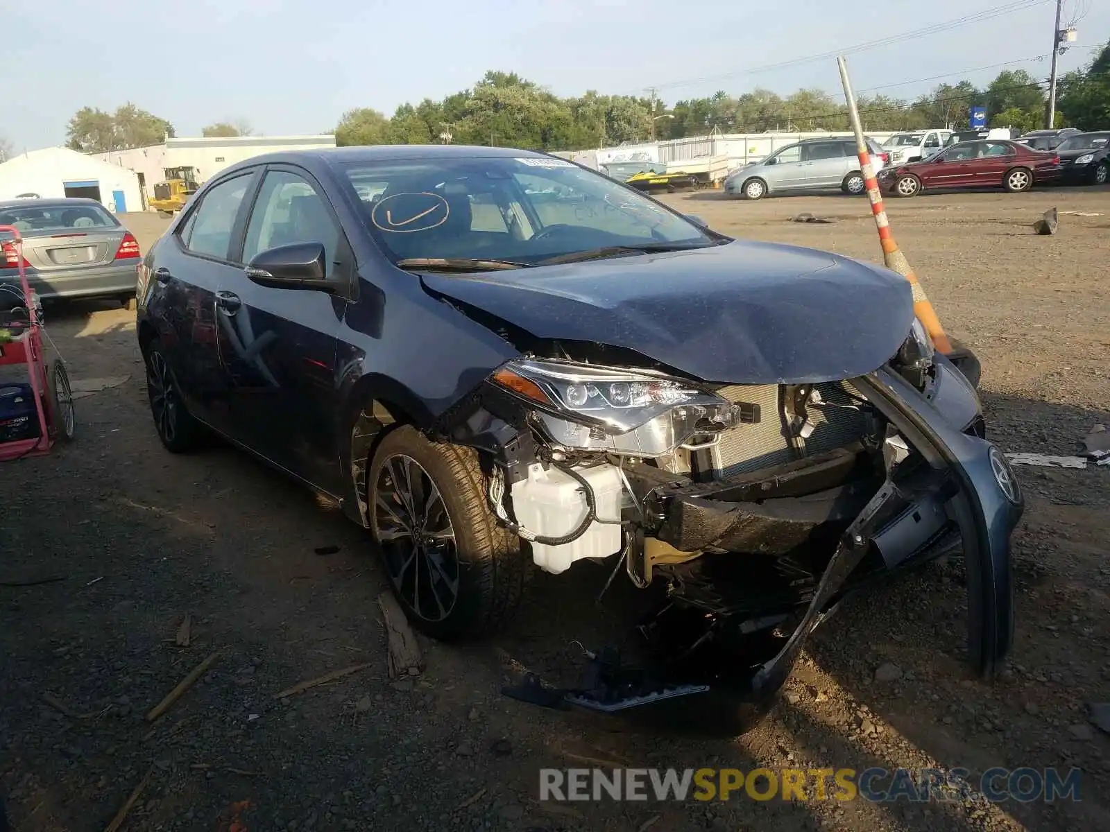 1 Photograph of a damaged car 5YFBURHEXKP941577 TOYOTA COROLLA 2019