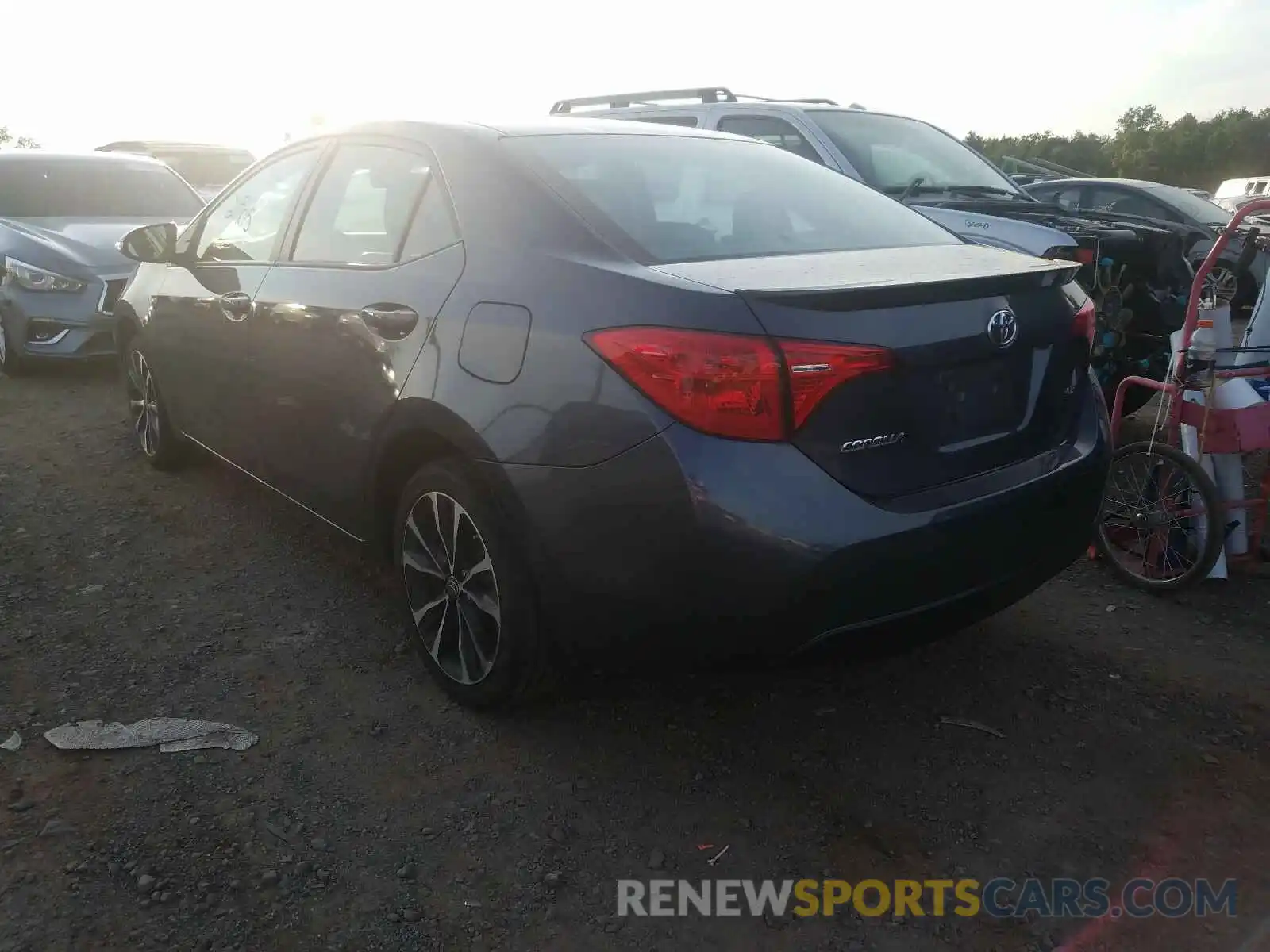 3 Photograph of a damaged car 5YFBURHEXKP941577 TOYOTA COROLLA 2019