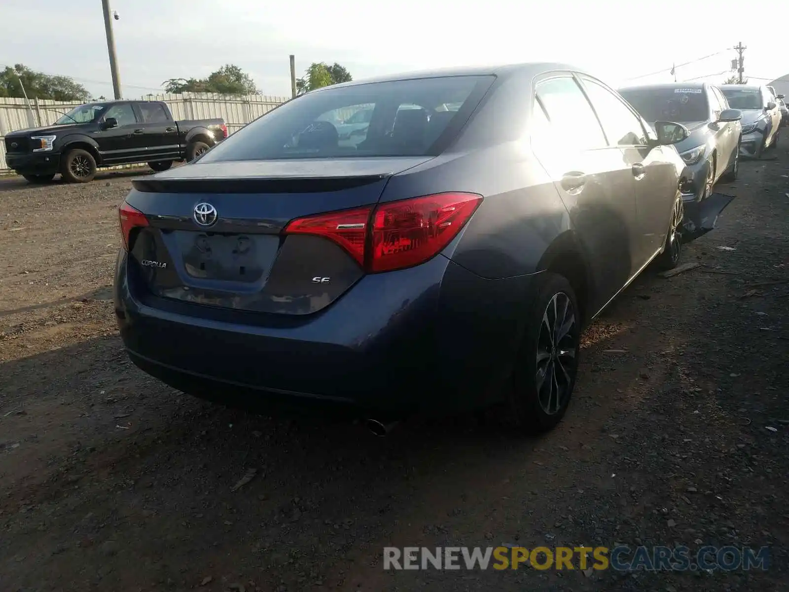 4 Photograph of a damaged car 5YFBURHEXKP941577 TOYOTA COROLLA 2019