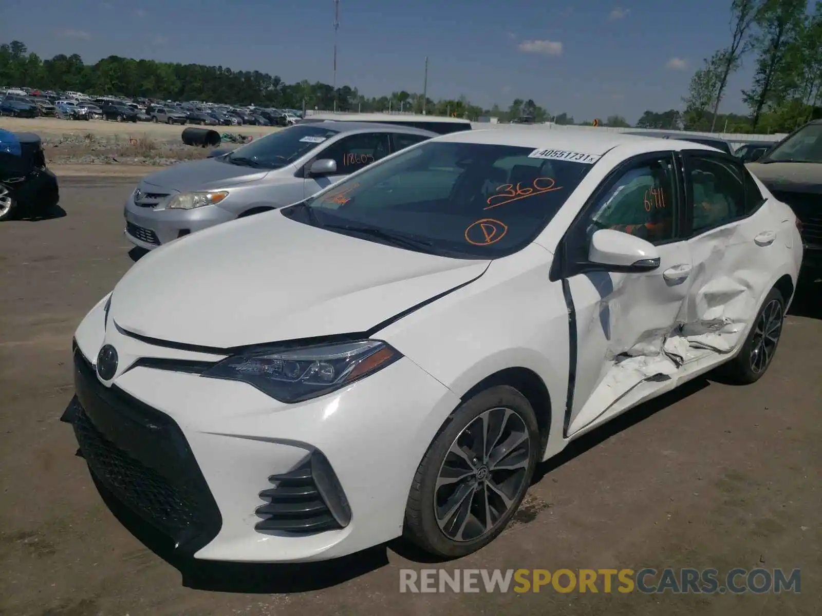 2 Photograph of a damaged car 5YFBURHEXKP943393 TOYOTA COROLLA 2019