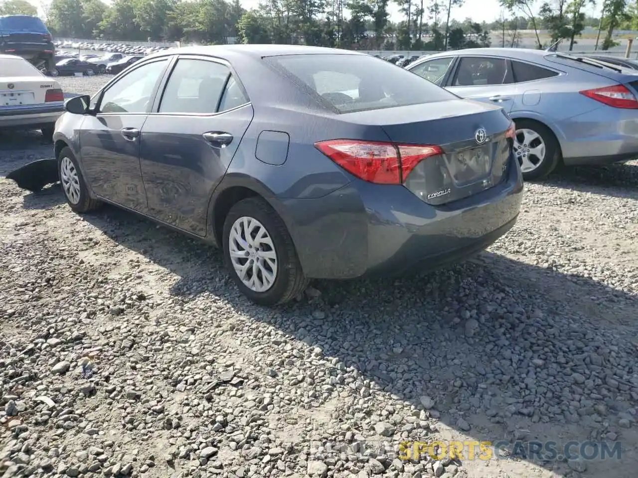 3 Photograph of a damaged car 5YFBURHEXKP943748 TOYOTA COROLLA 2019