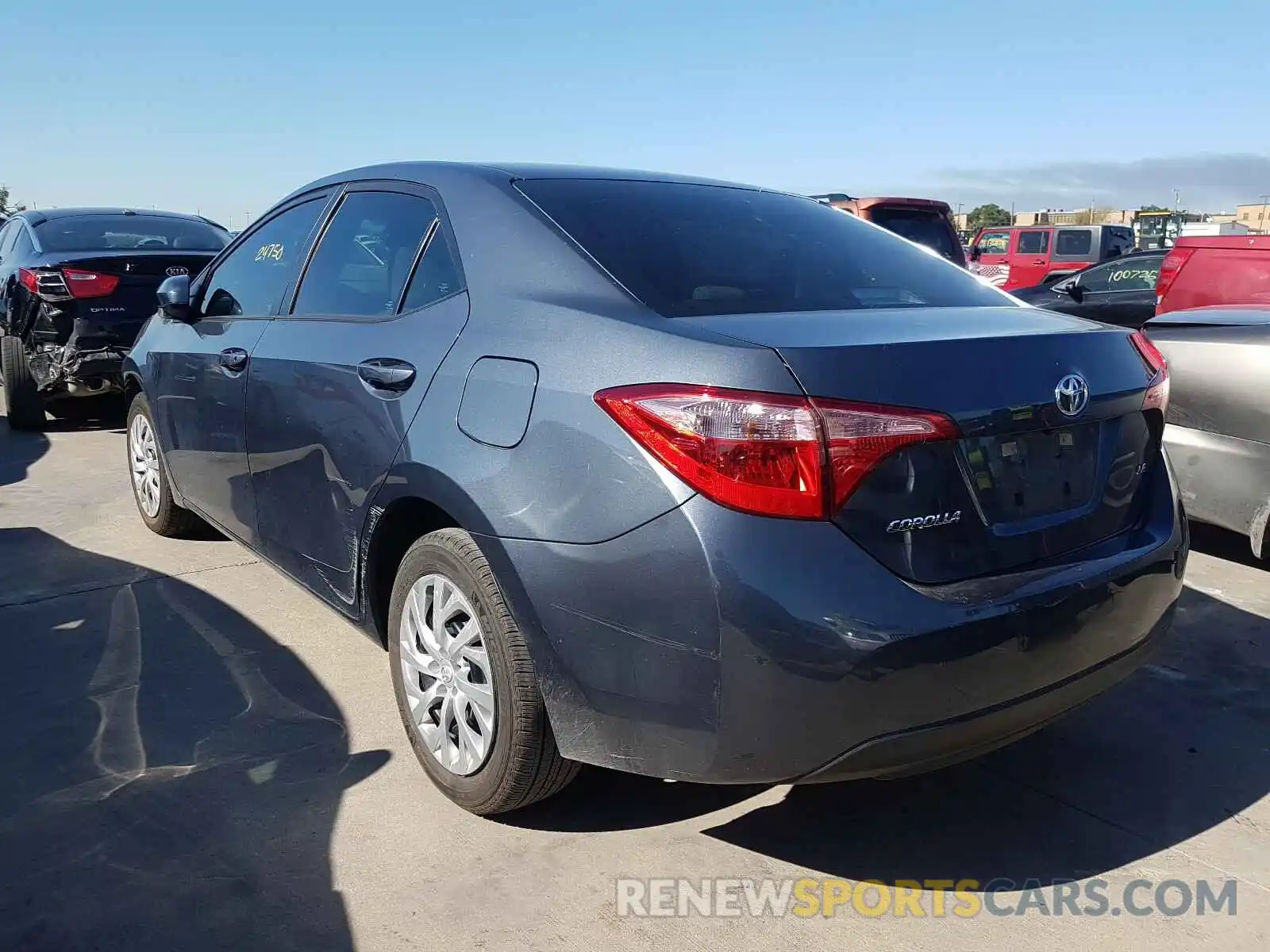 3 Photograph of a damaged car 5YFBURHEXKP943877 TOYOTA COROLLA 2019