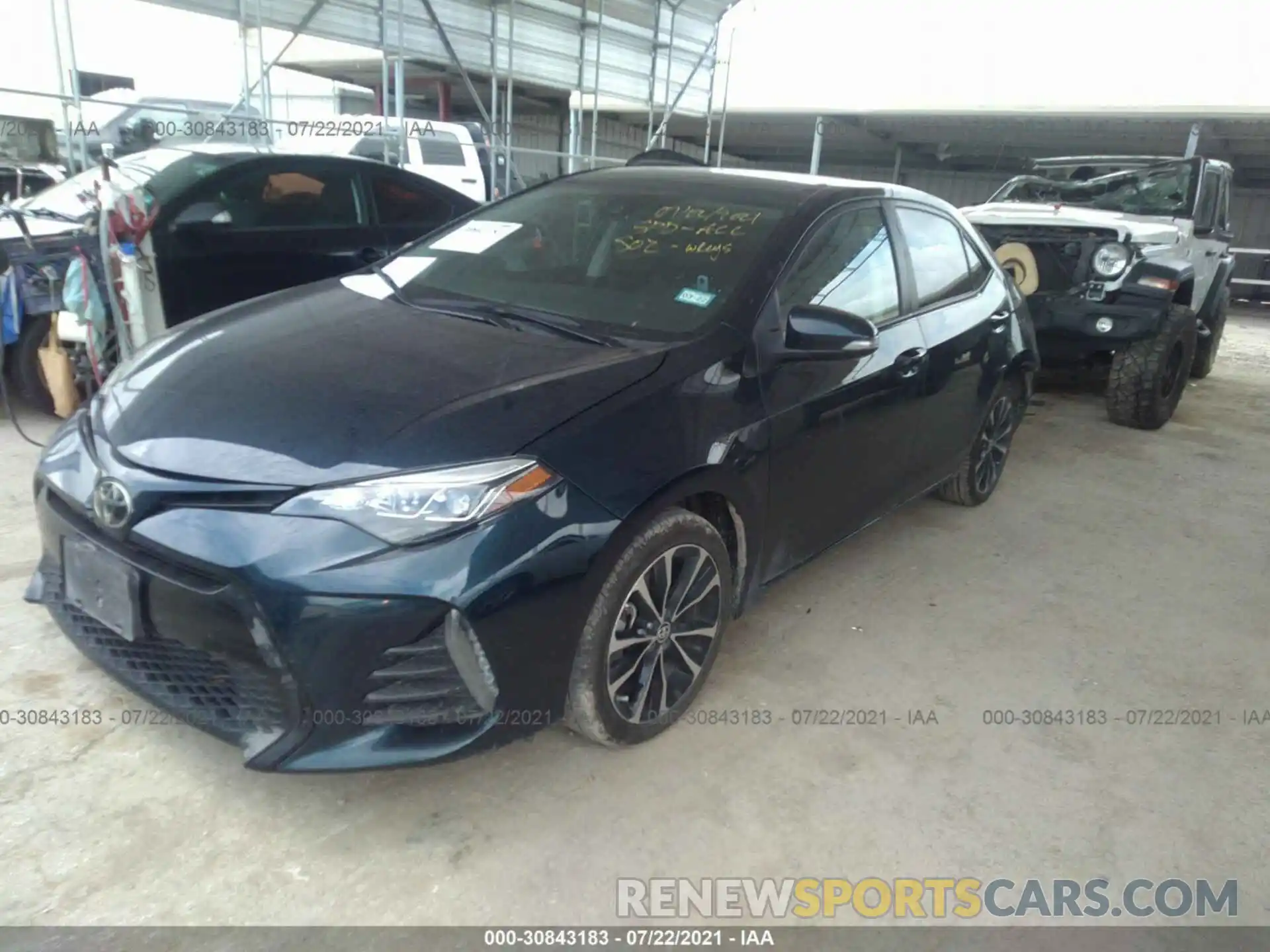 2 Photograph of a damaged car 5YFBURHEXKP945886 TOYOTA COROLLA 2019