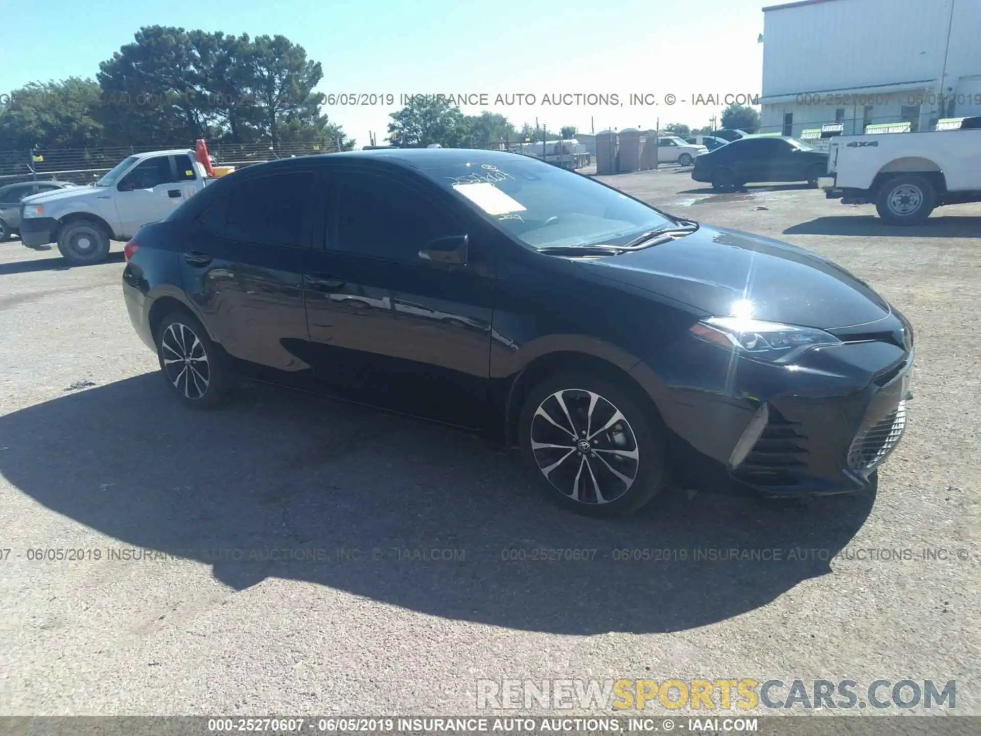 1 Photograph of a damaged car 5YFBURHEXKP946469 TOYOTA COROLLA 2019