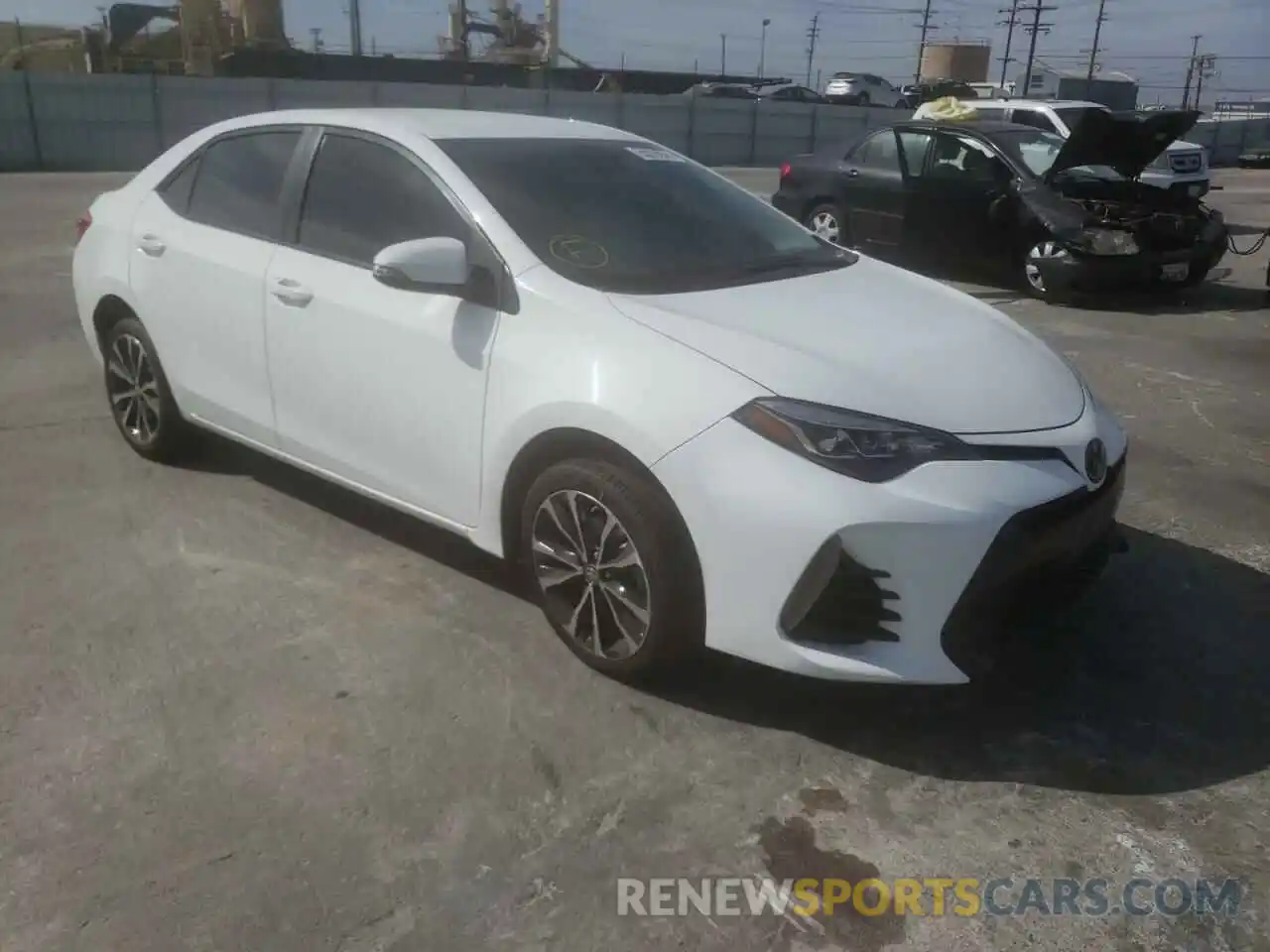 1 Photograph of a damaged car 5YFBURHEXKP946617 TOYOTA COROLLA 2019