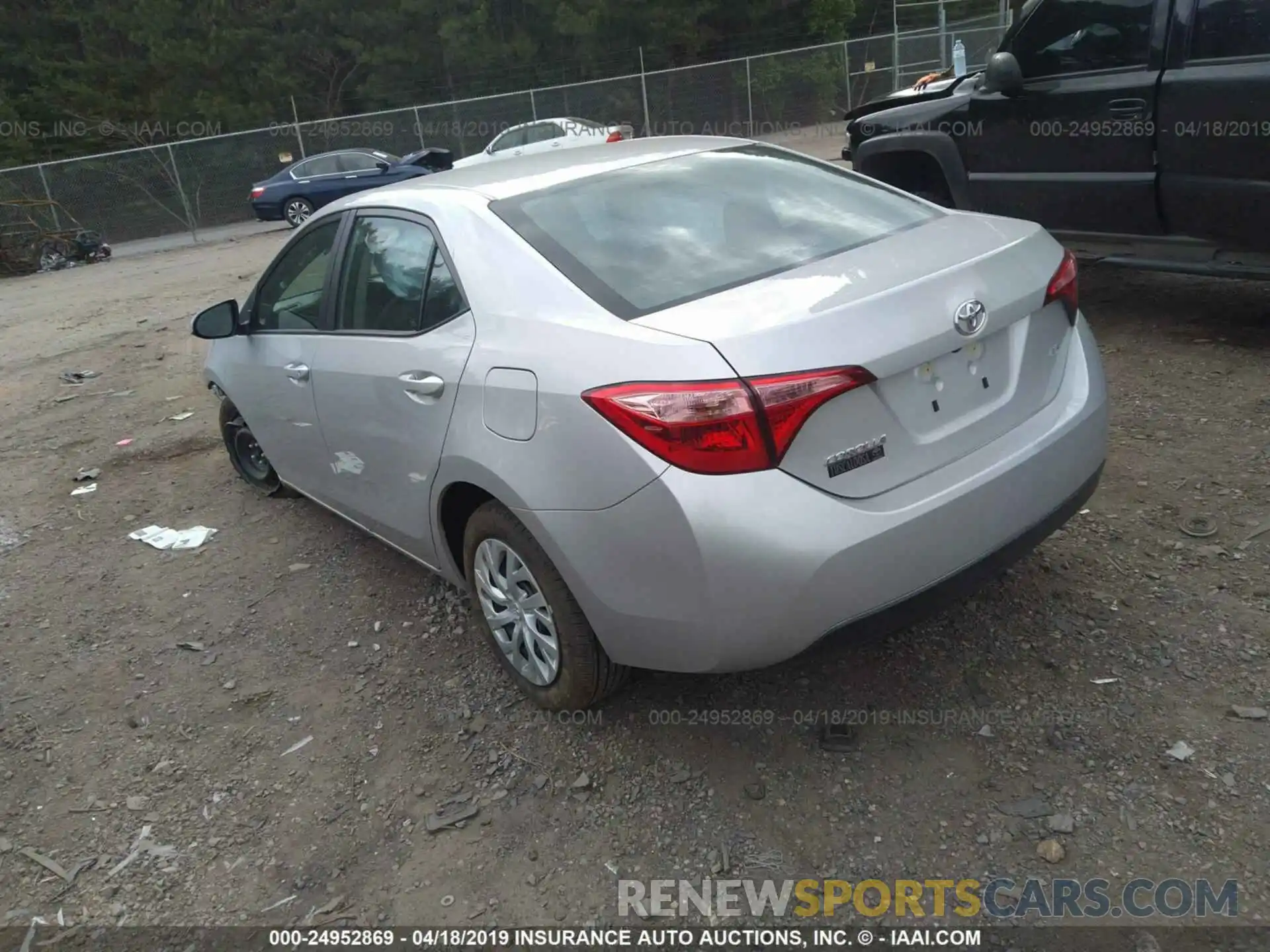 3 Photograph of a damaged car 5YFBURHEXKP946813 TOYOTA COROLLA 2019