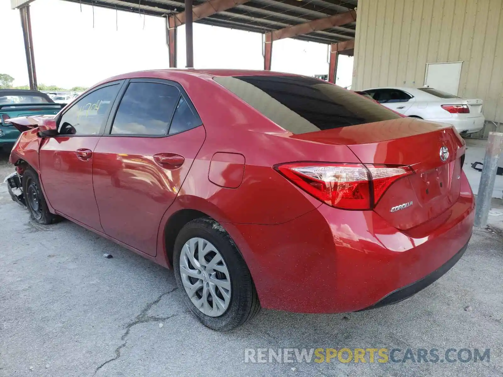 3 Photograph of a damaged car 5YFBURHEXKP947380 TOYOTA COROLLA 2019