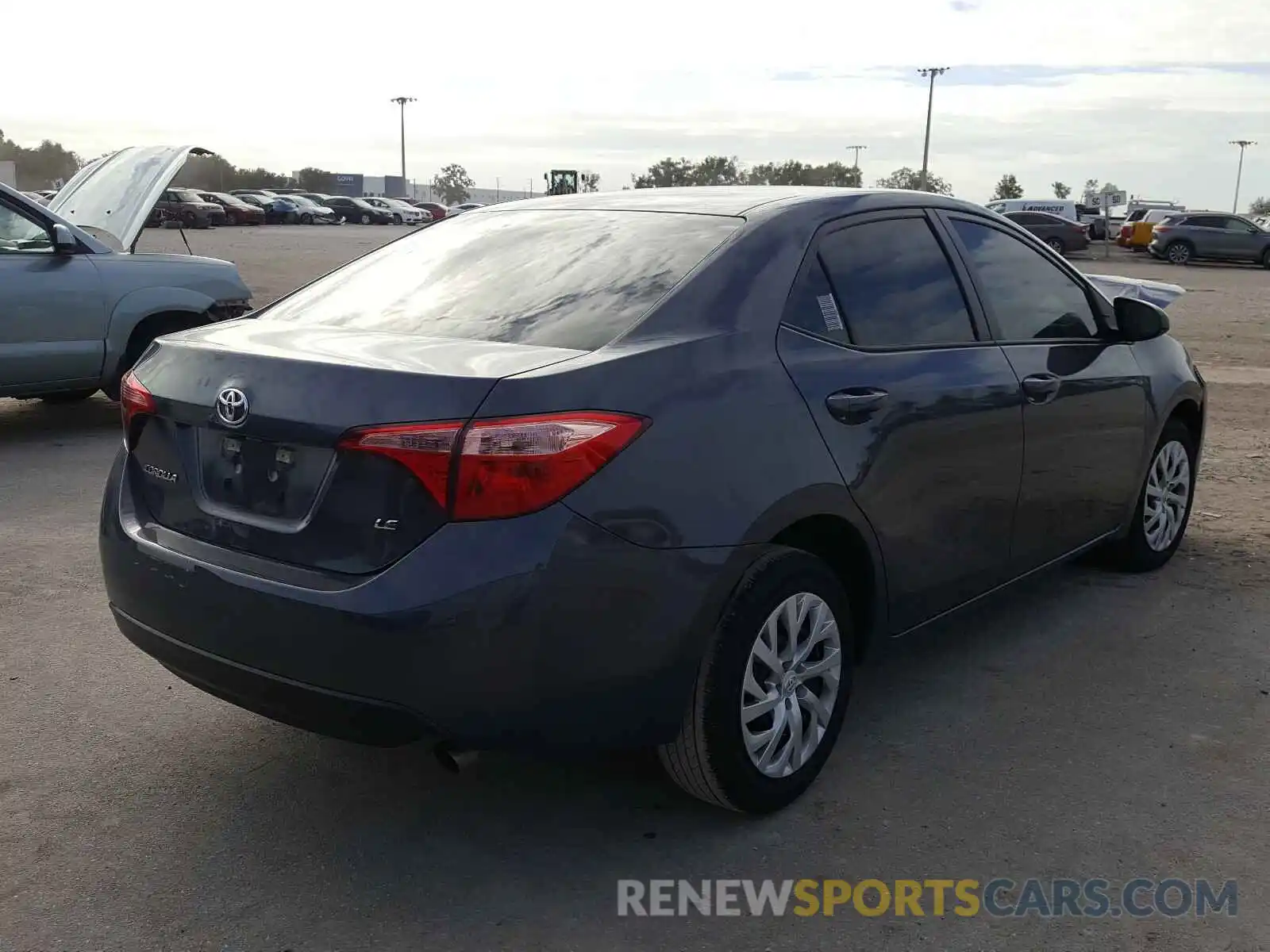 4 Photograph of a damaged car 5YFBURHEXKP948366 TOYOTA COROLLA 2019