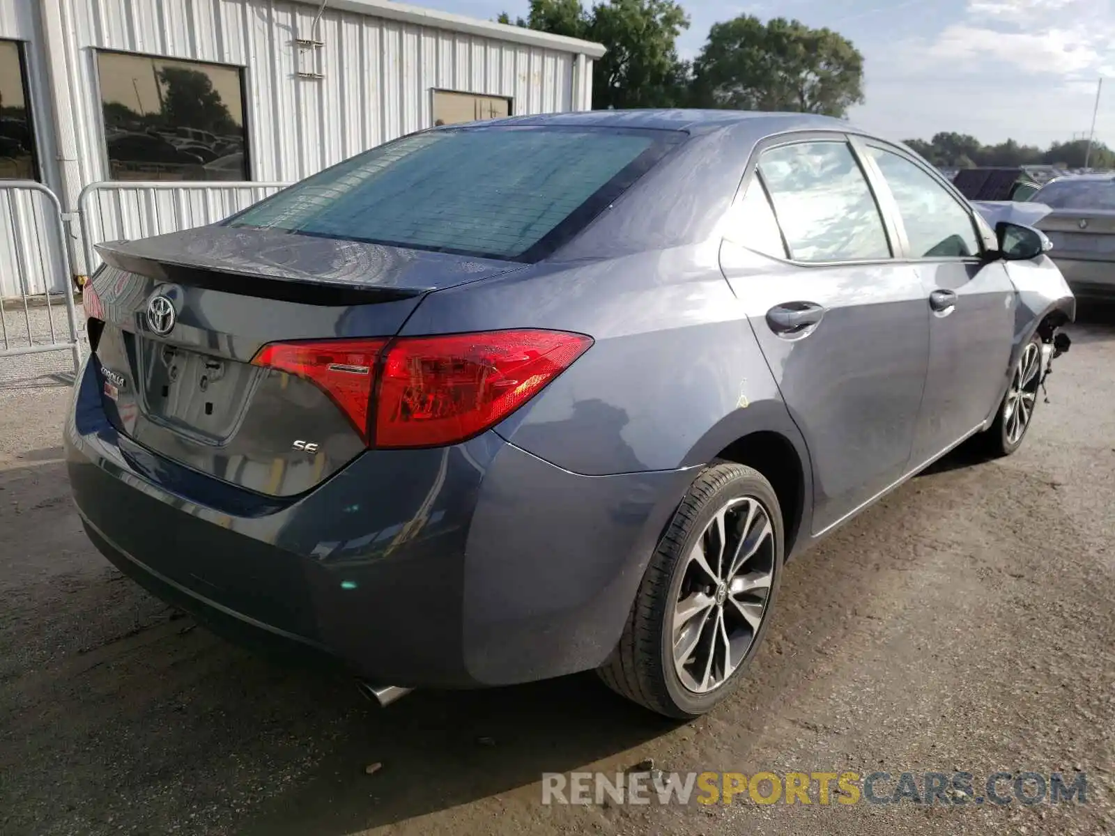 4 Photograph of a damaged car 5YFBURHEXKP948464 TOYOTA COROLLA 2019