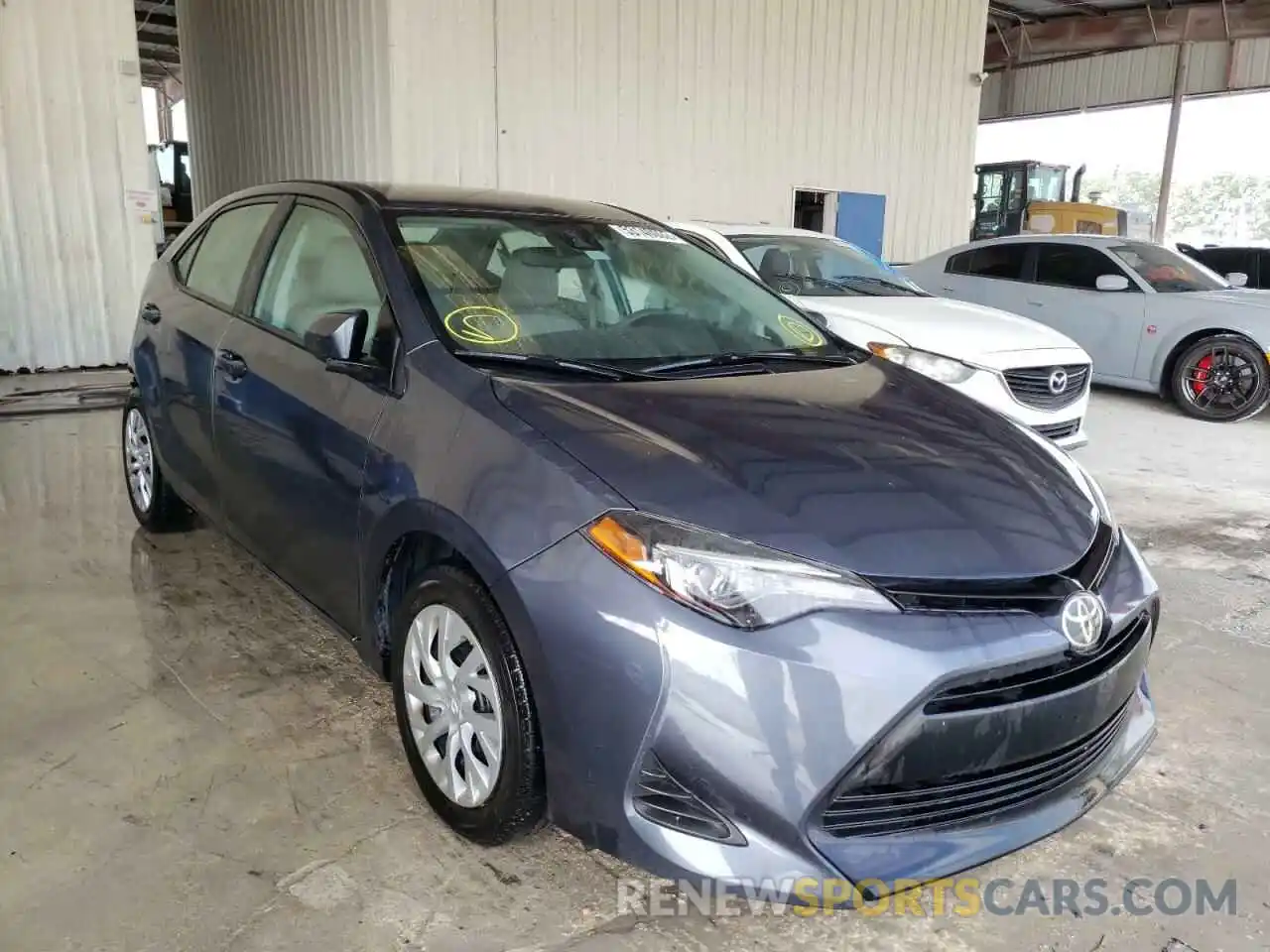 1 Photograph of a damaged car 5YFBURHEXKP948481 TOYOTA COROLLA 2019