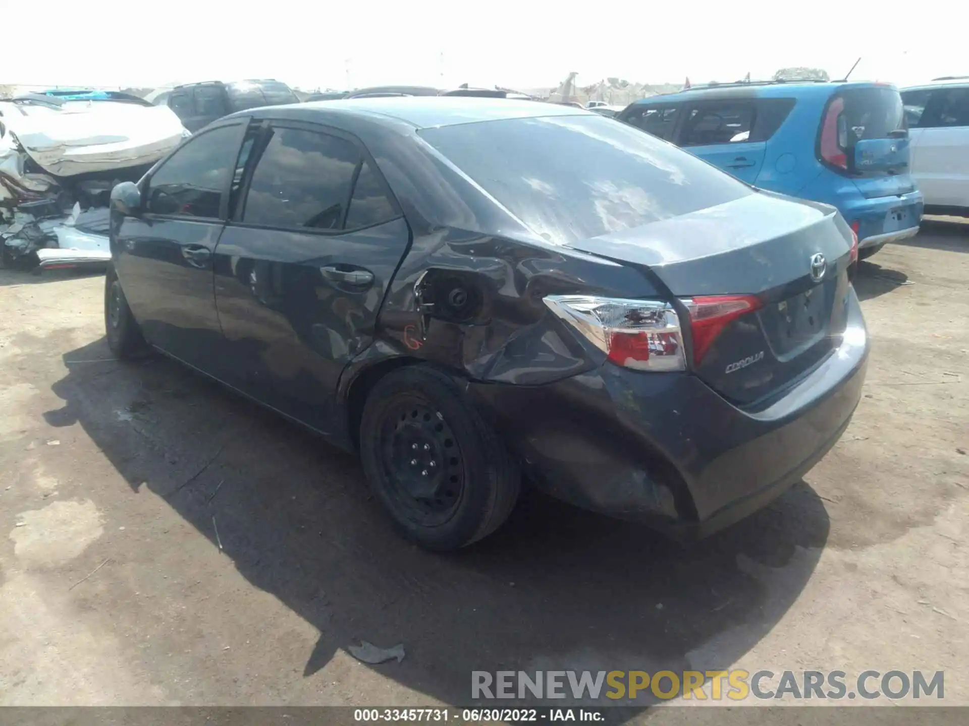 3 Photograph of a damaged car 5YFBURHEXKP949341 TOYOTA COROLLA 2019