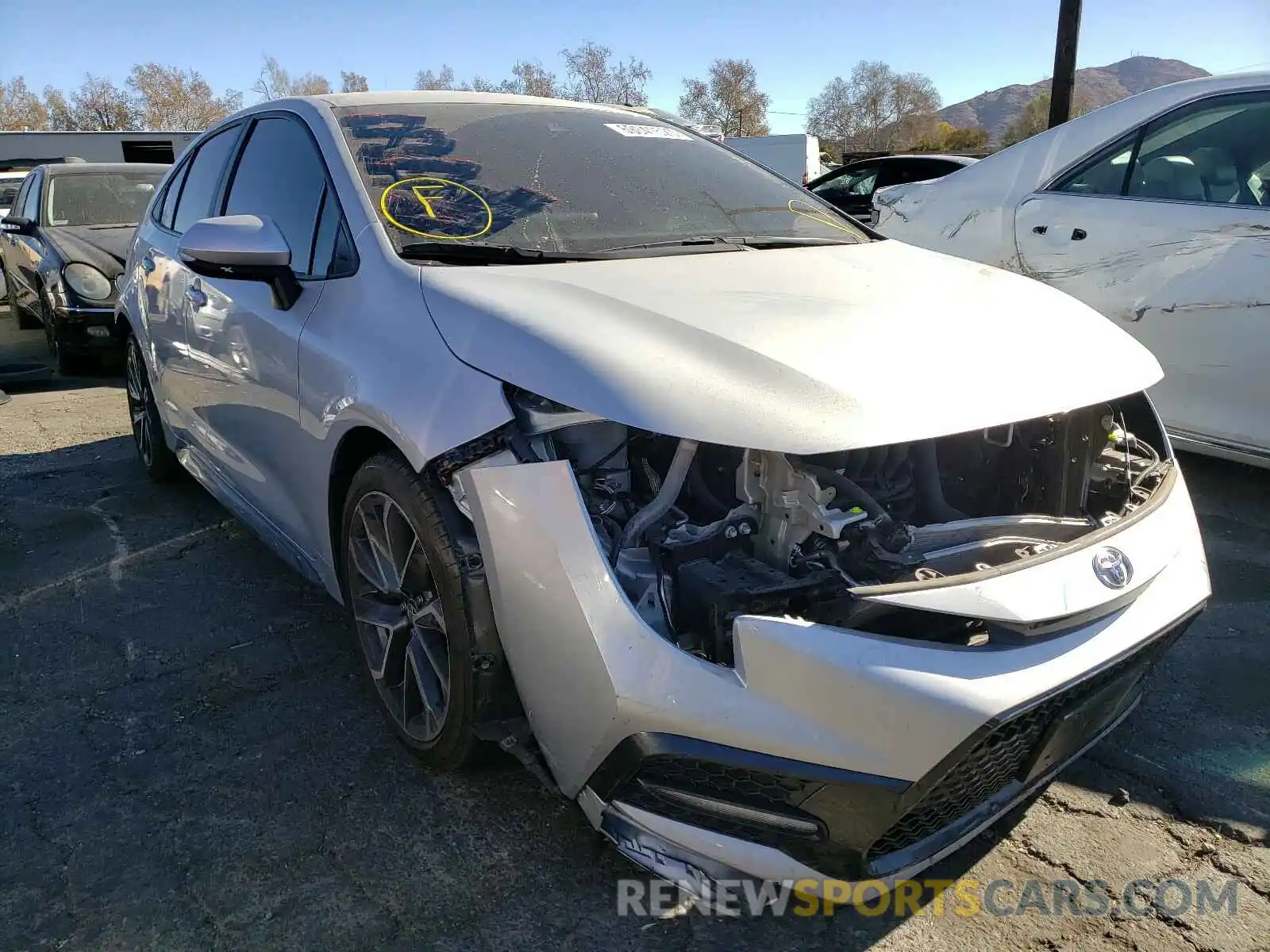 1 Photograph of a damaged car 5YFS4RCE4LP024174 TOYOTA COROLLA 2019