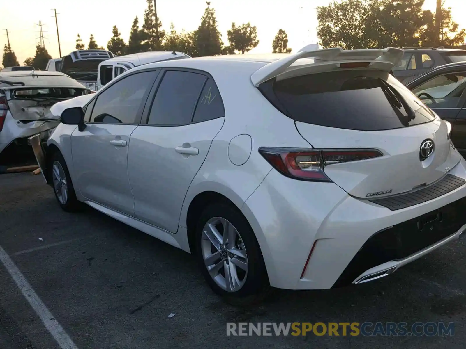 3 Photograph of a damaged car JTNK4RBE0K3009255 TOYOTA COROLLA 2019