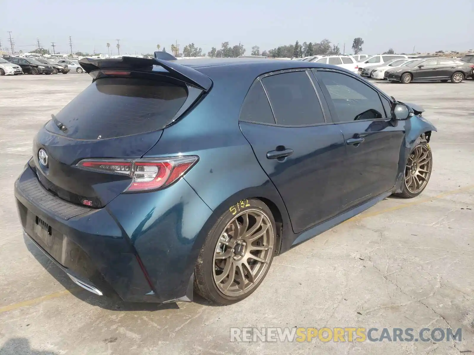 4 Photograph of a damaged car JTNK4RBE0K3012933 TOYOTA COROLLA 2019