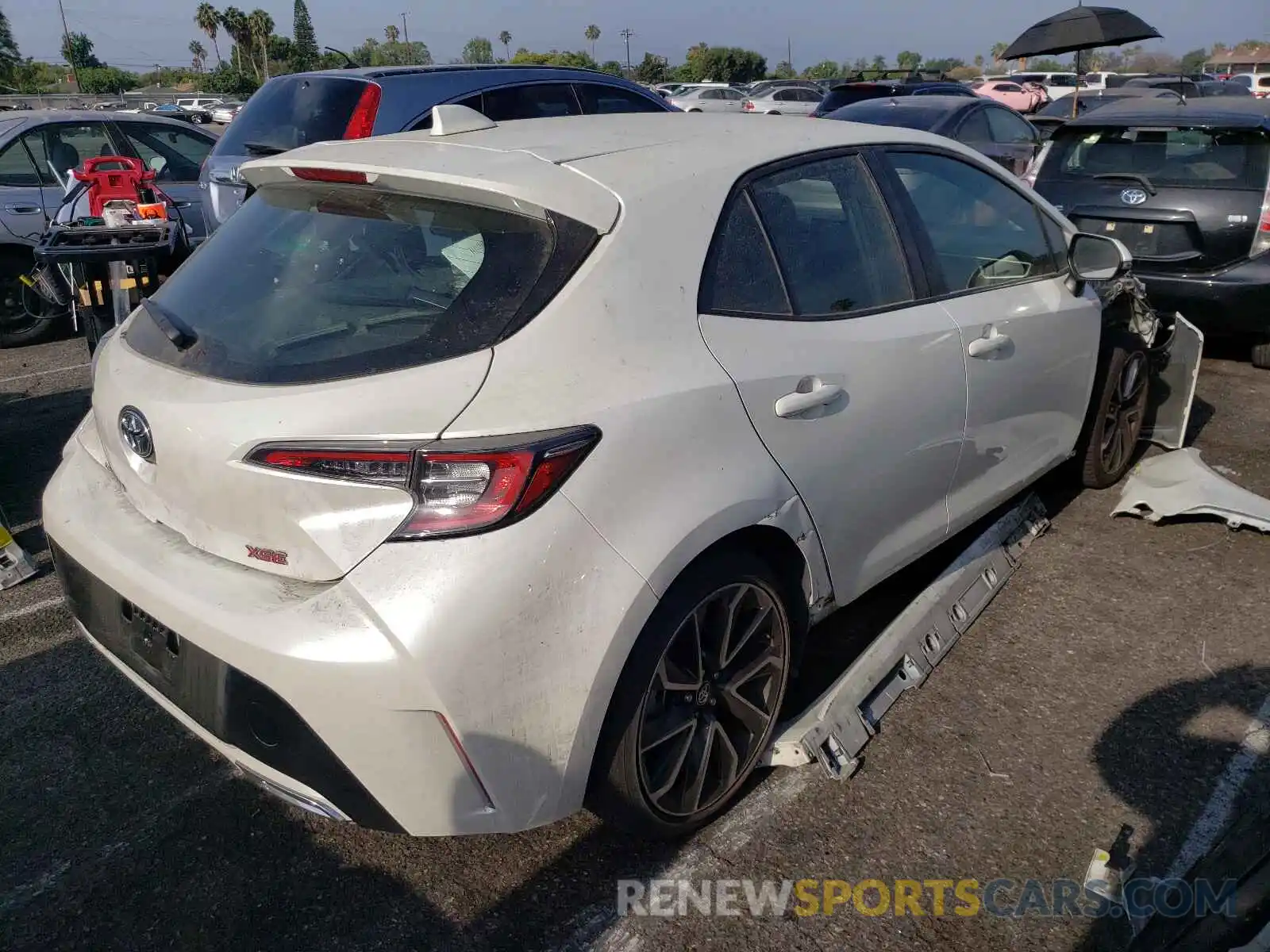 4 Photograph of a damaged car JTNK4RBE0K3017128 TOYOTA COROLLA 2019