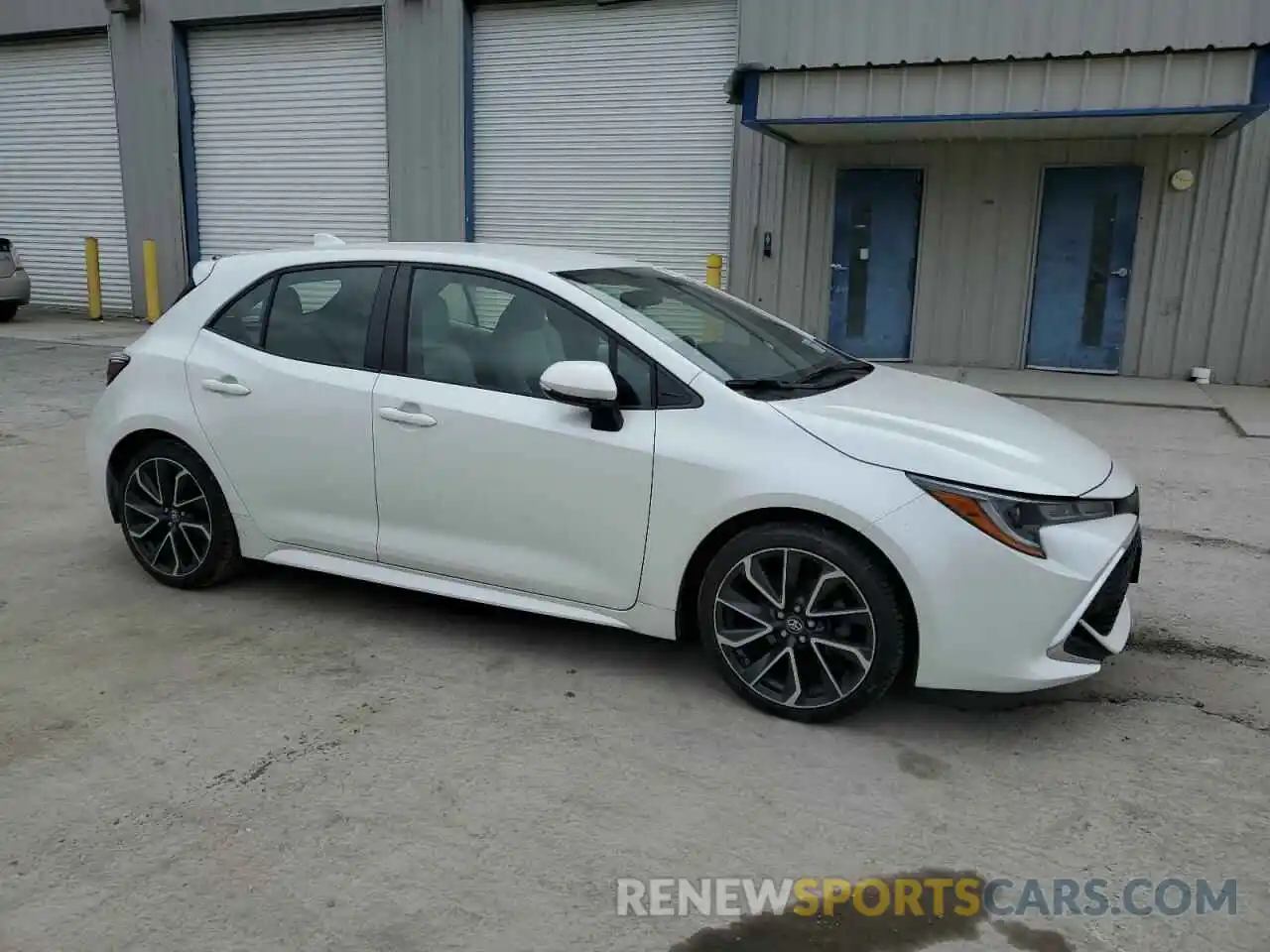 4 Photograph of a damaged car JTNK4RBE0K3025066 TOYOTA COROLLA 2019