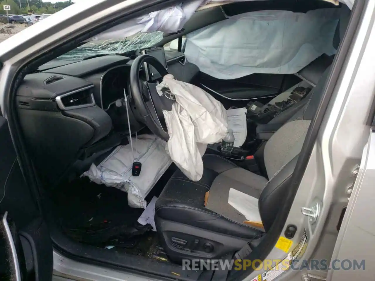 5 Photograph of a damaged car JTNK4RBE0K3026802 TOYOTA COROLLA 2019