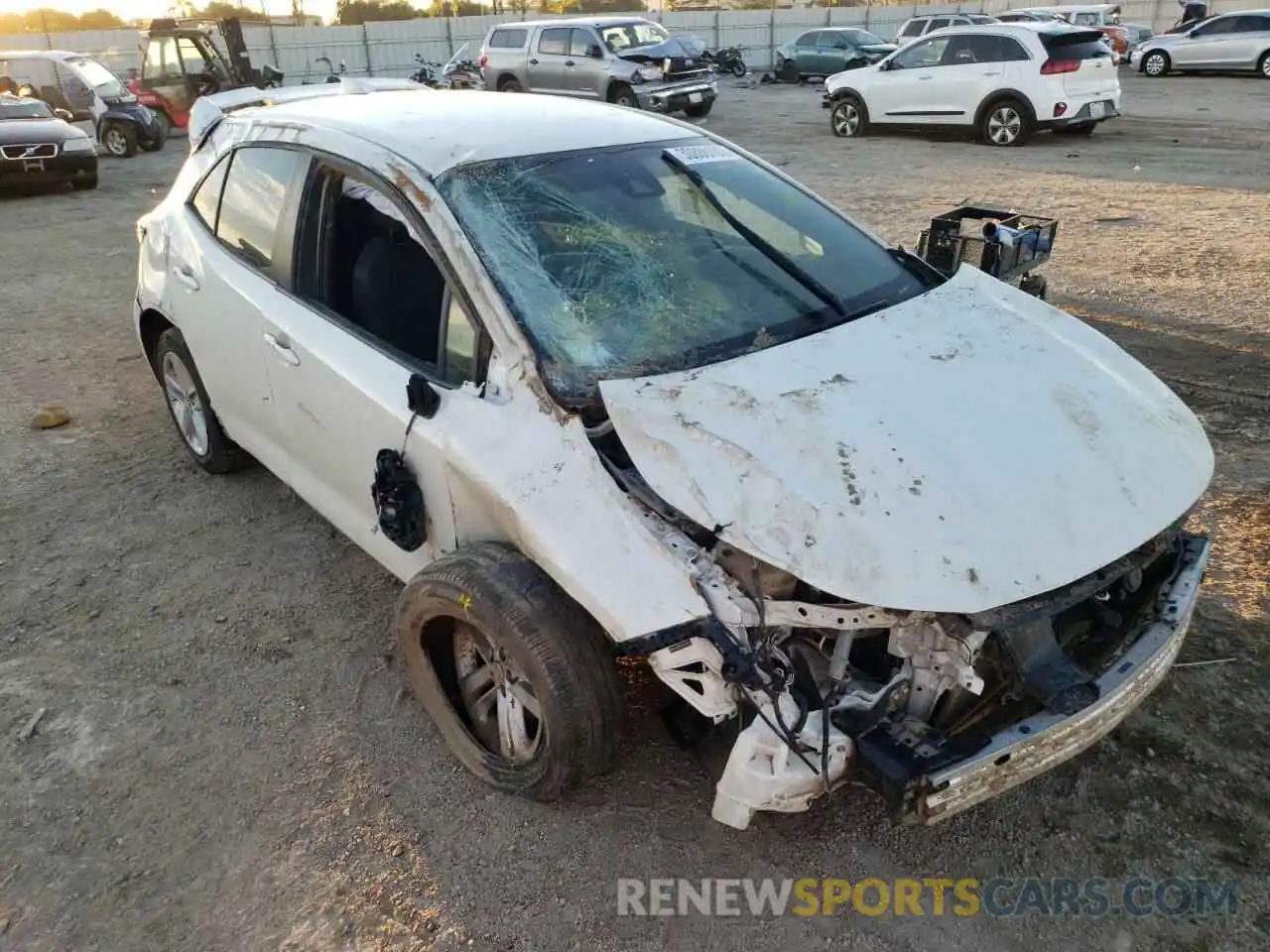 1 Photograph of a damaged car JTNK4RBE0K3028159 TOYOTA COROLLA 2019