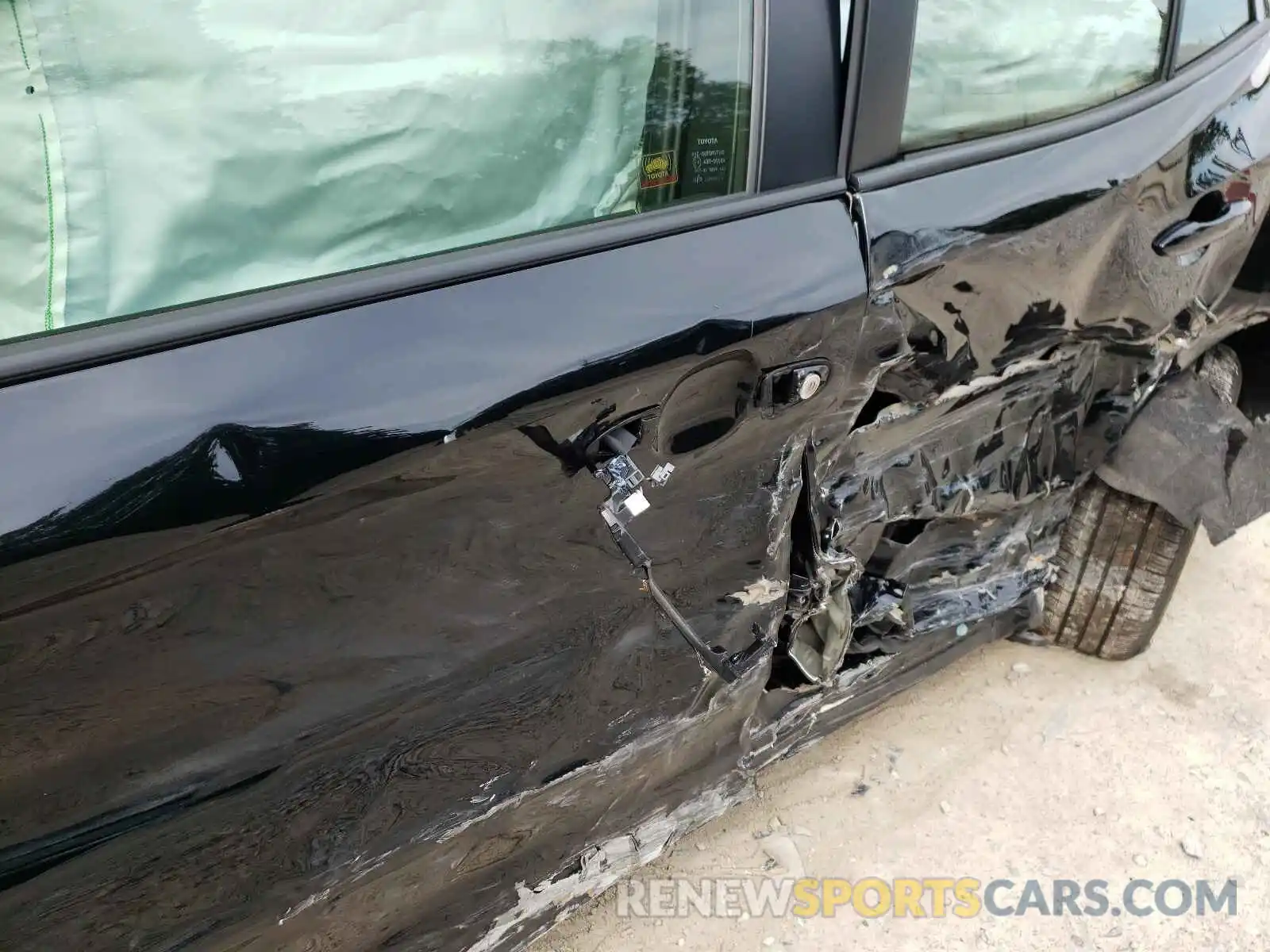 10 Photograph of a damaged car JTNK4RBE0K3042370 TOYOTA COROLLA 2019