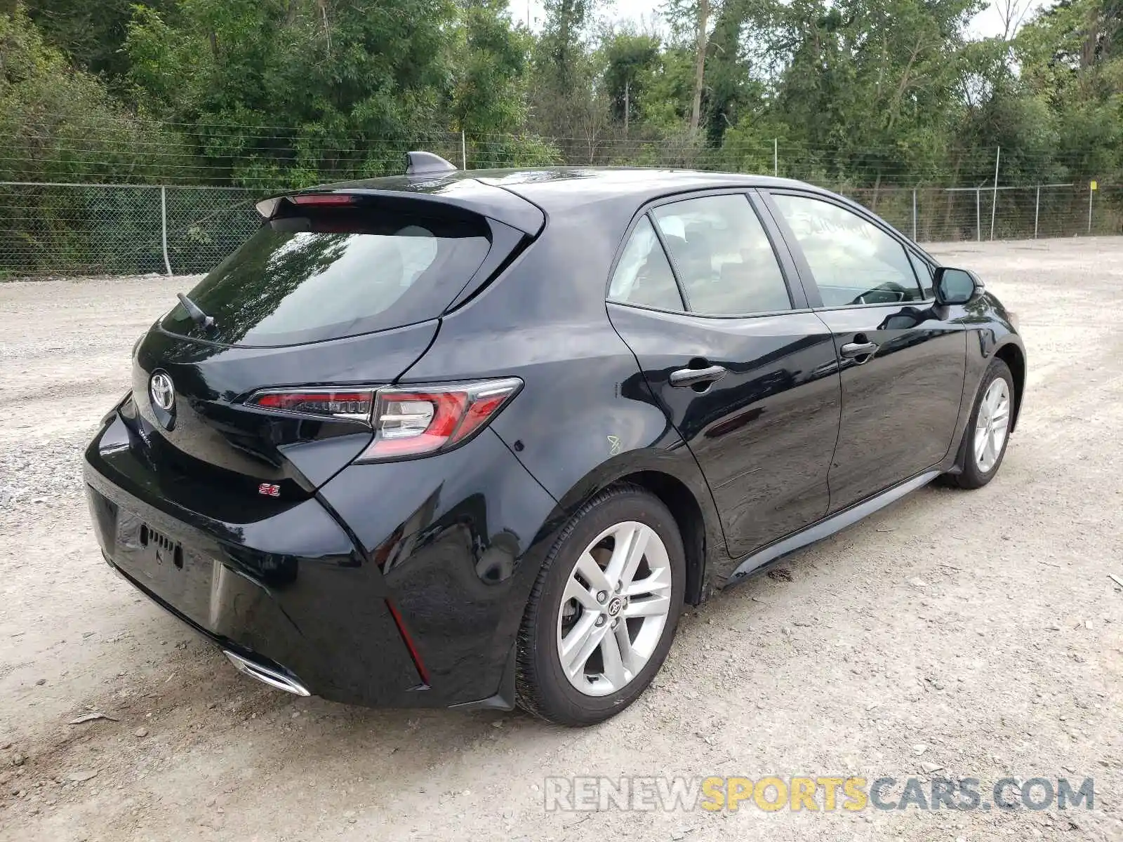 4 Photograph of a damaged car JTNK4RBE0K3042370 TOYOTA COROLLA 2019