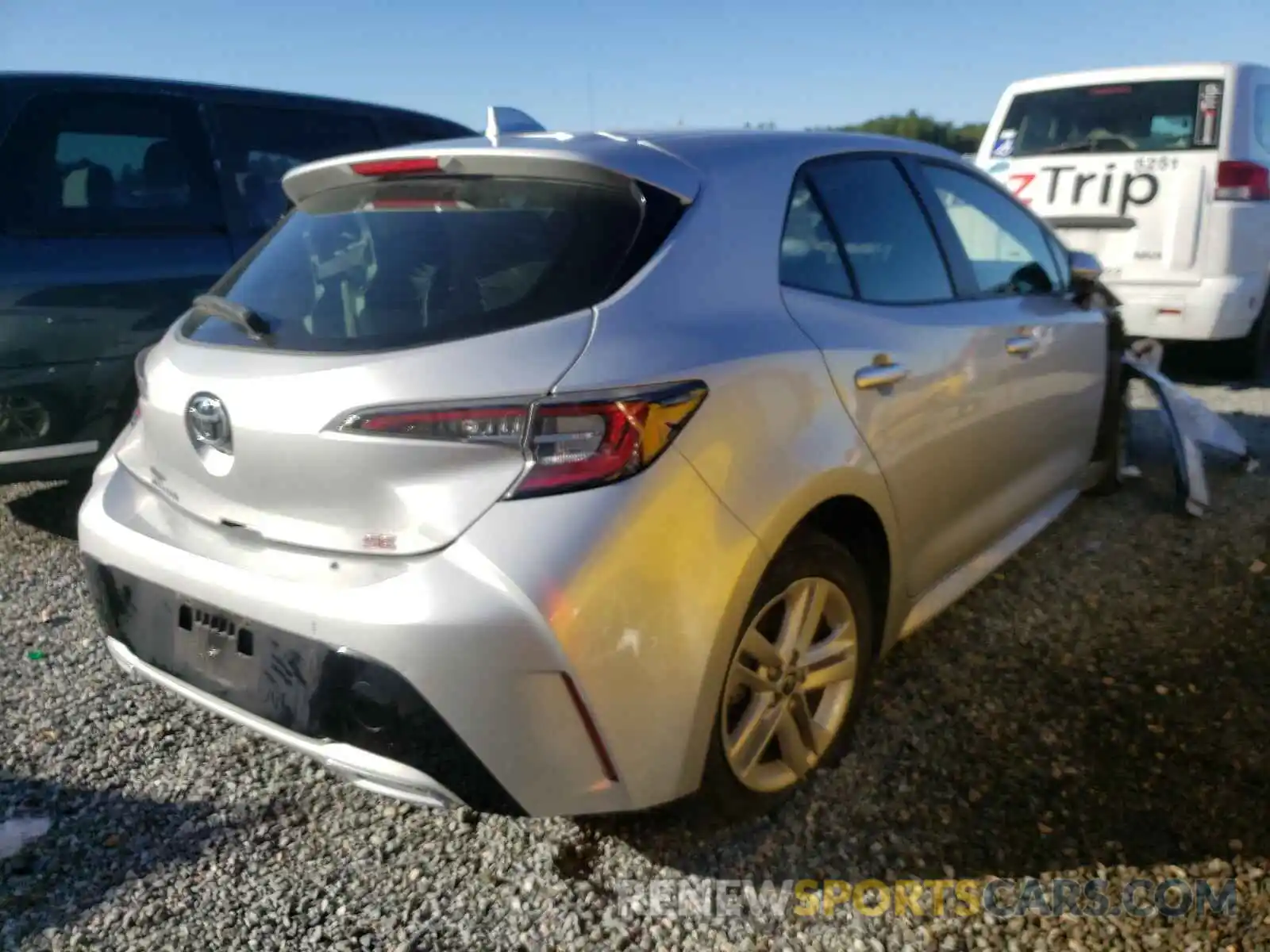 4 Photograph of a damaged car JTNK4RBE0K3048895 TOYOTA COROLLA 2019