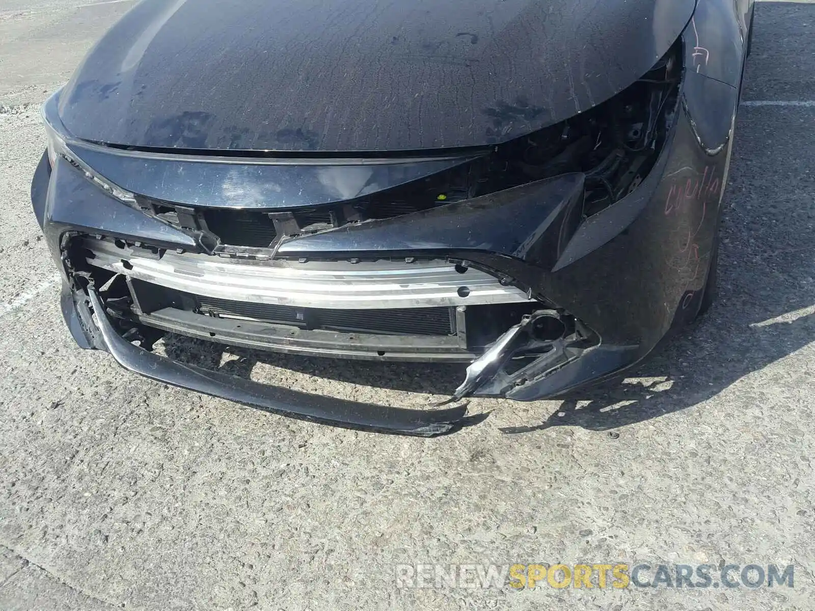 9 Фотография поврежденного автомобиля JTNK4RBE0K3053921 TOYOTA COROLLA 2019