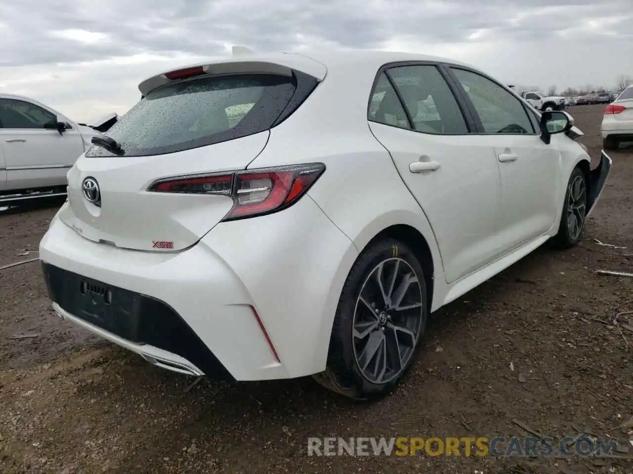 4 Photograph of a damaged car JTNK4RBE1K3007112 TOYOTA COROLLA 2019