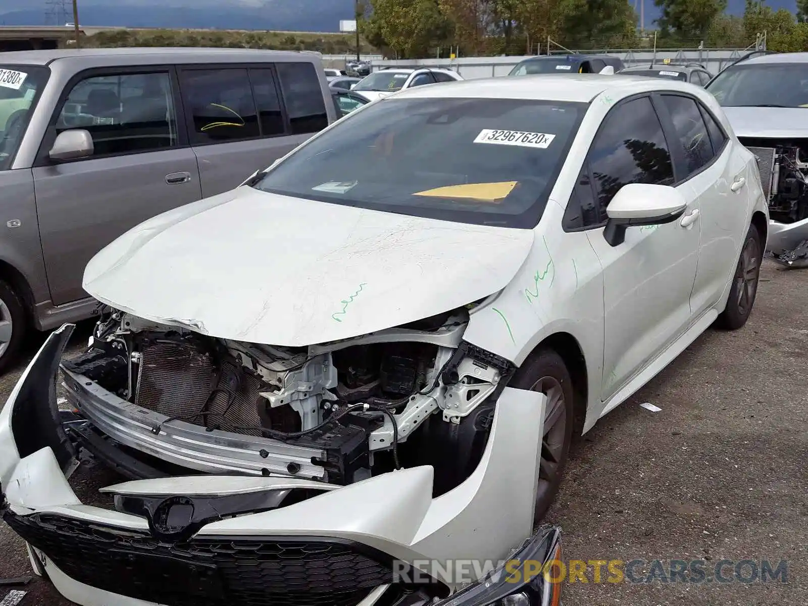 2 Photograph of a damaged car JTNK4RBE1K3008129 TOYOTA COROLLA 2019