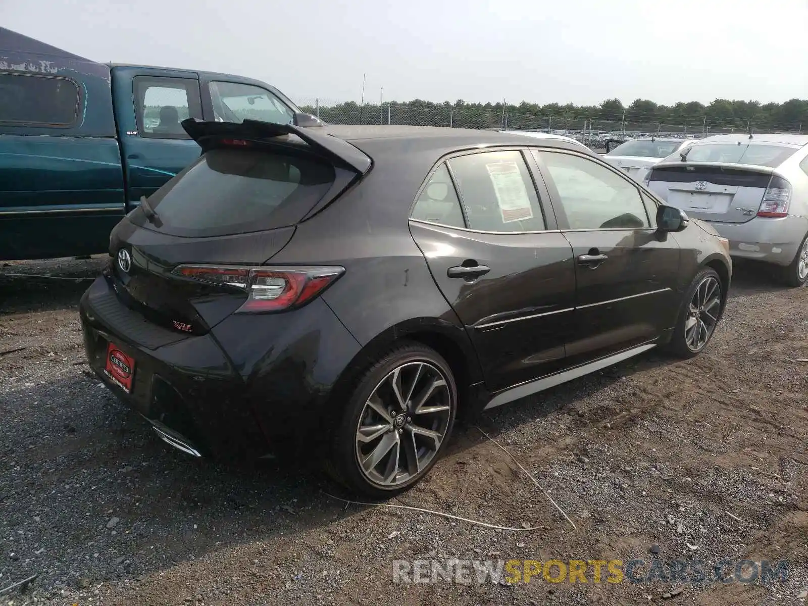 4 Photograph of a damaged car JTNK4RBE1K3025206 TOYOTA COROLLA 2019