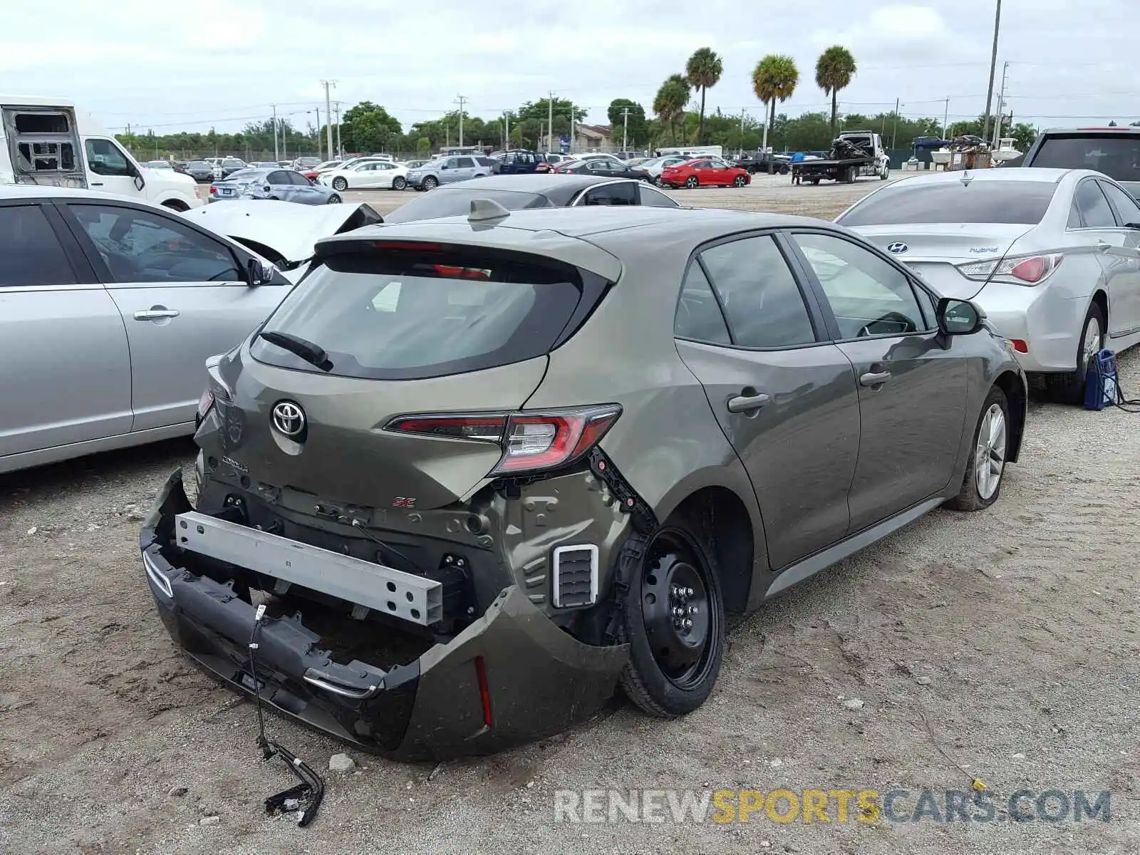 4 Photograph of a damaged car JTNK4RBE1K3029966 TOYOTA COROLLA 2019