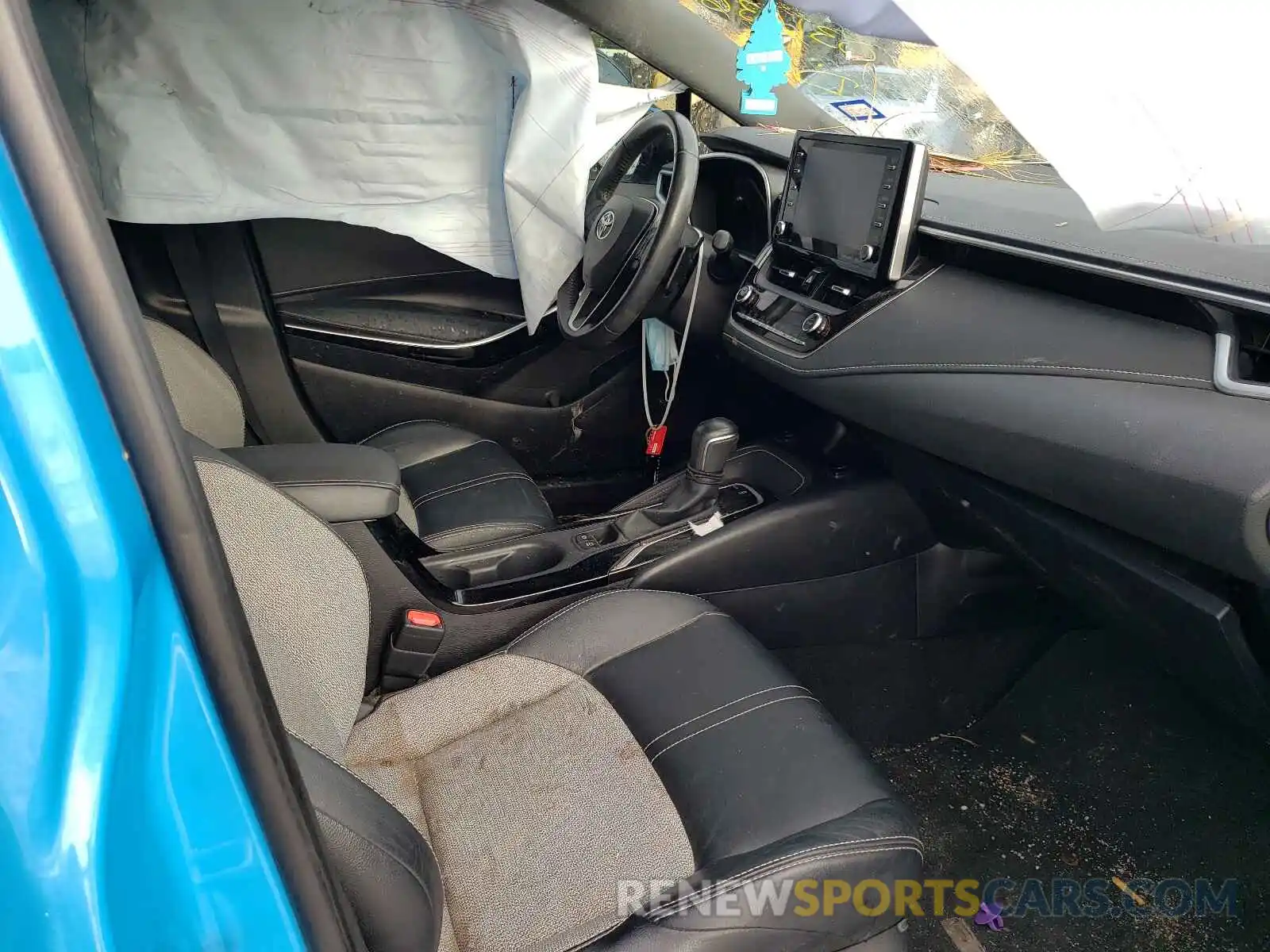 5 Photograph of a damaged car JTNK4RBE1K3031636 TOYOTA COROLLA 2019