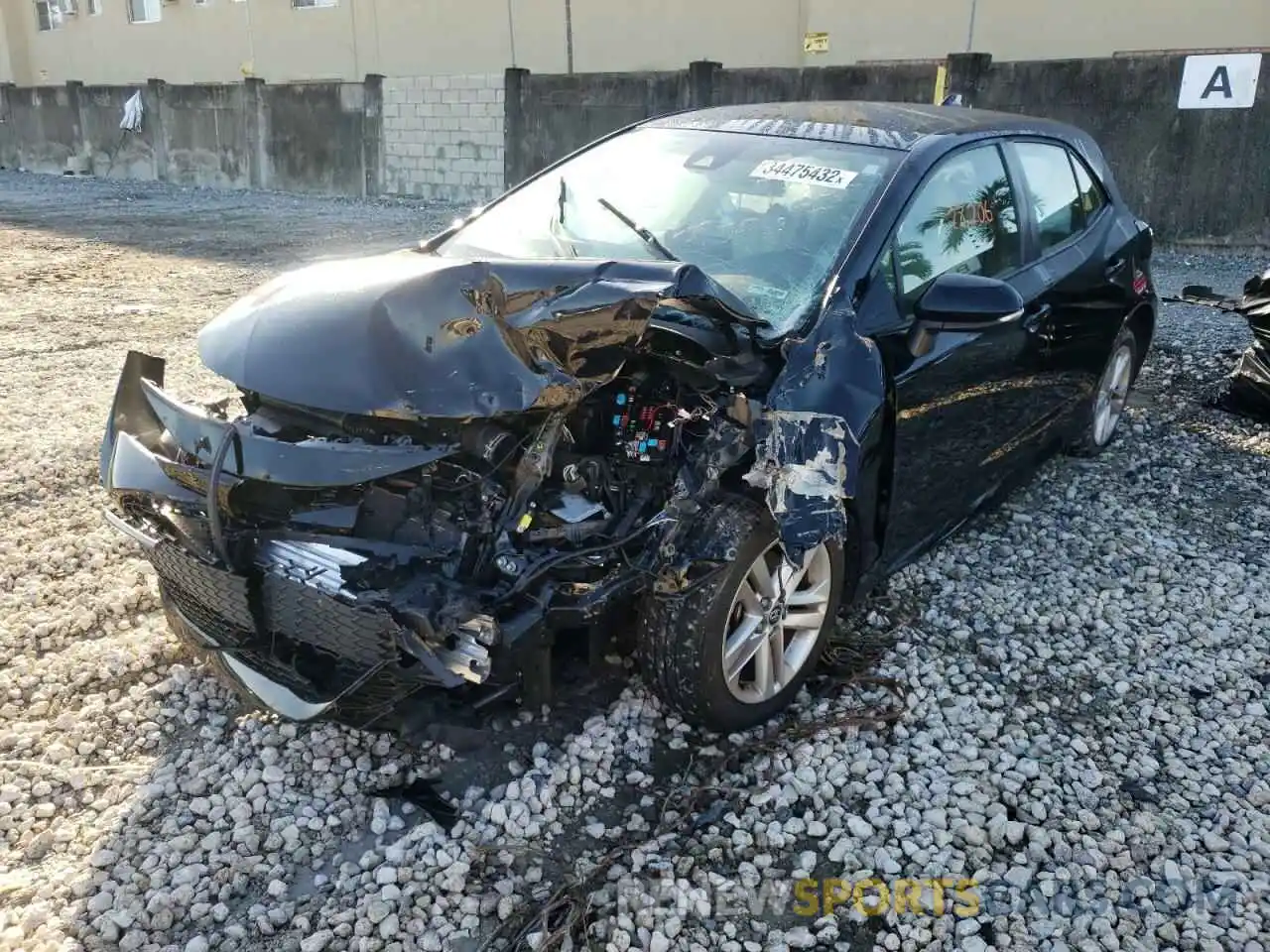 2 Photograph of a damaged car JTNK4RBE1K3040191 TOYOTA COROLLA 2019