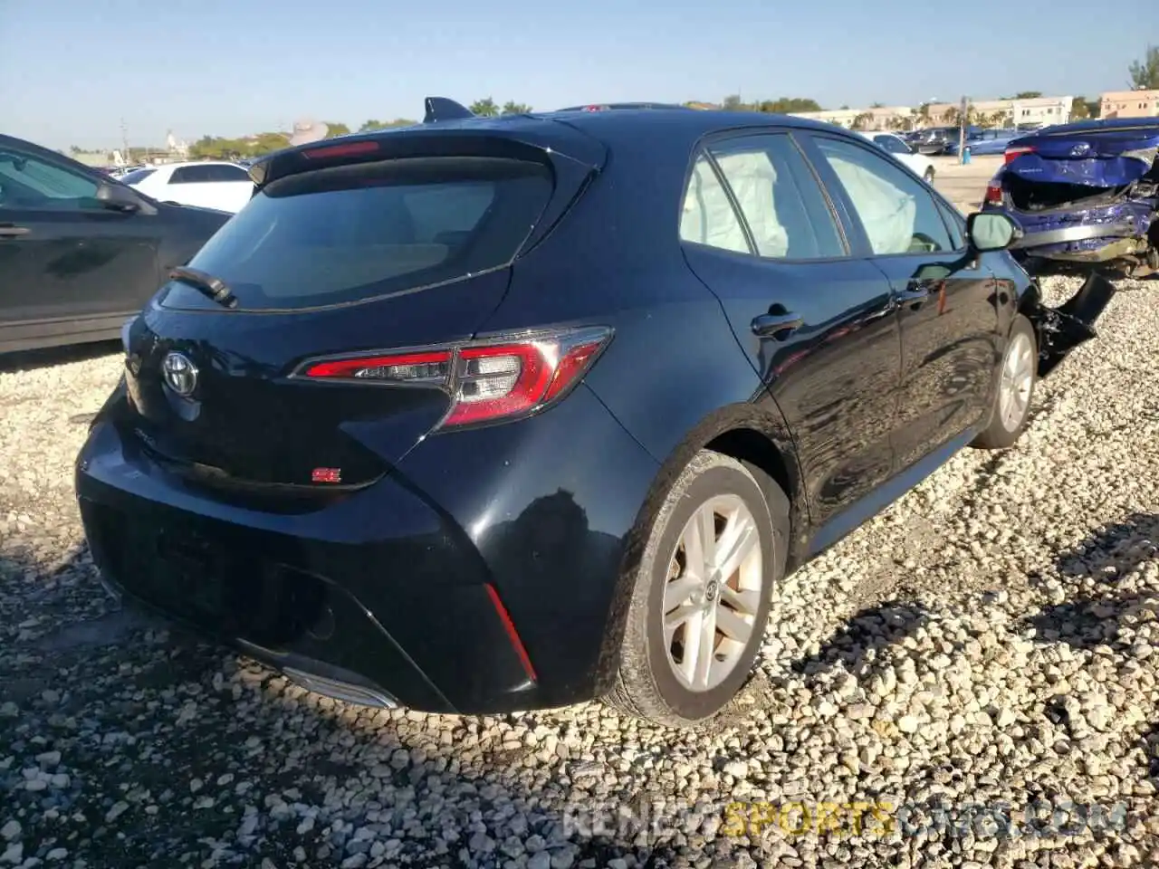 4 Photograph of a damaged car JTNK4RBE1K3040191 TOYOTA COROLLA 2019