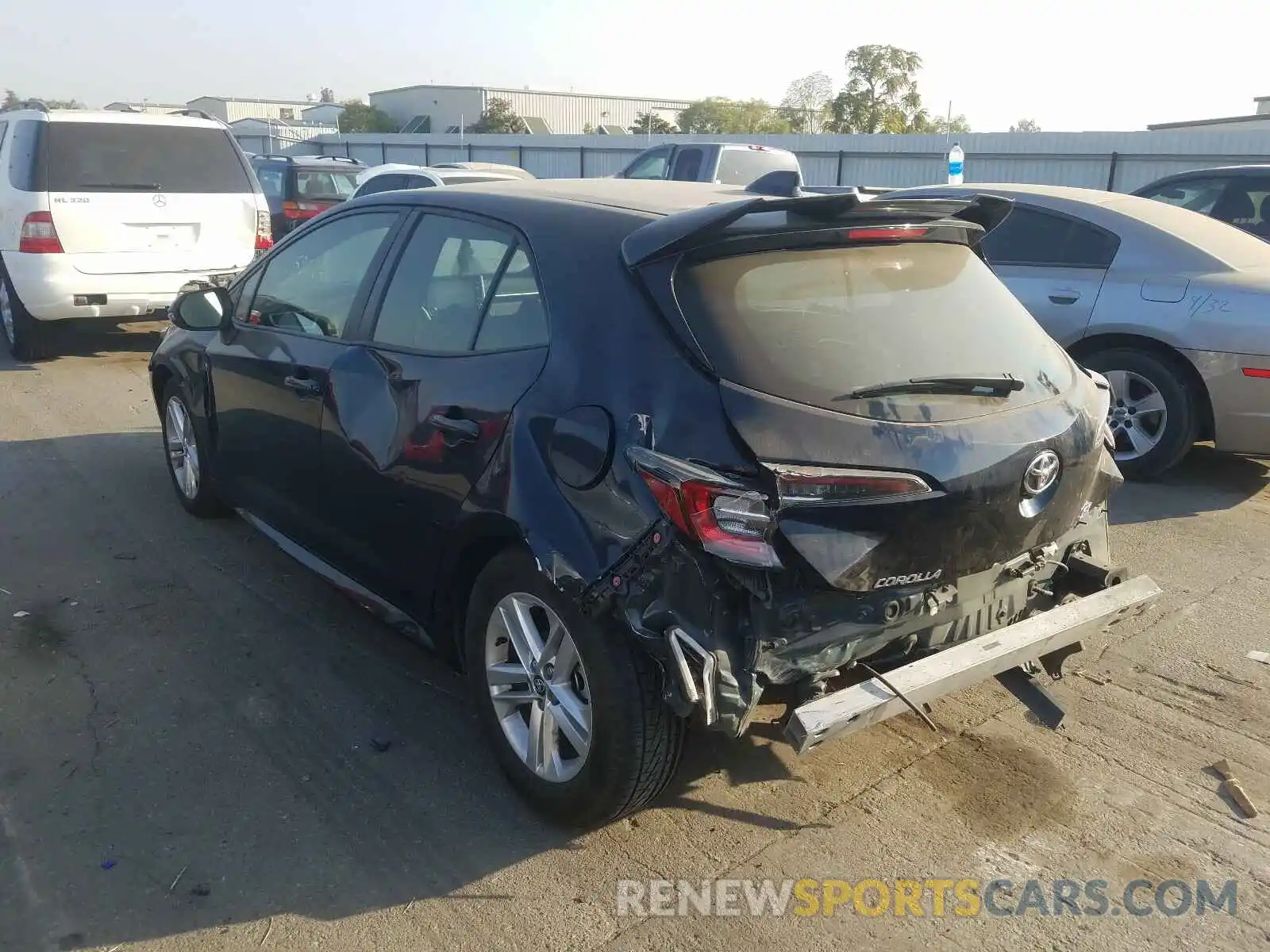 3 Photograph of a damaged car JTNK4RBE1K3040269 TOYOTA COROLLA 2019