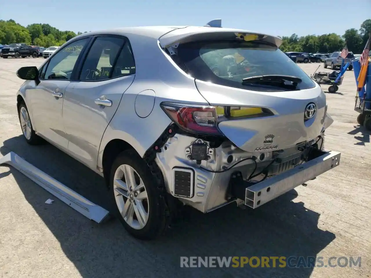 3 Photograph of a damaged car JTNK4RBE1K3047075 TOYOTA COROLLA 2019