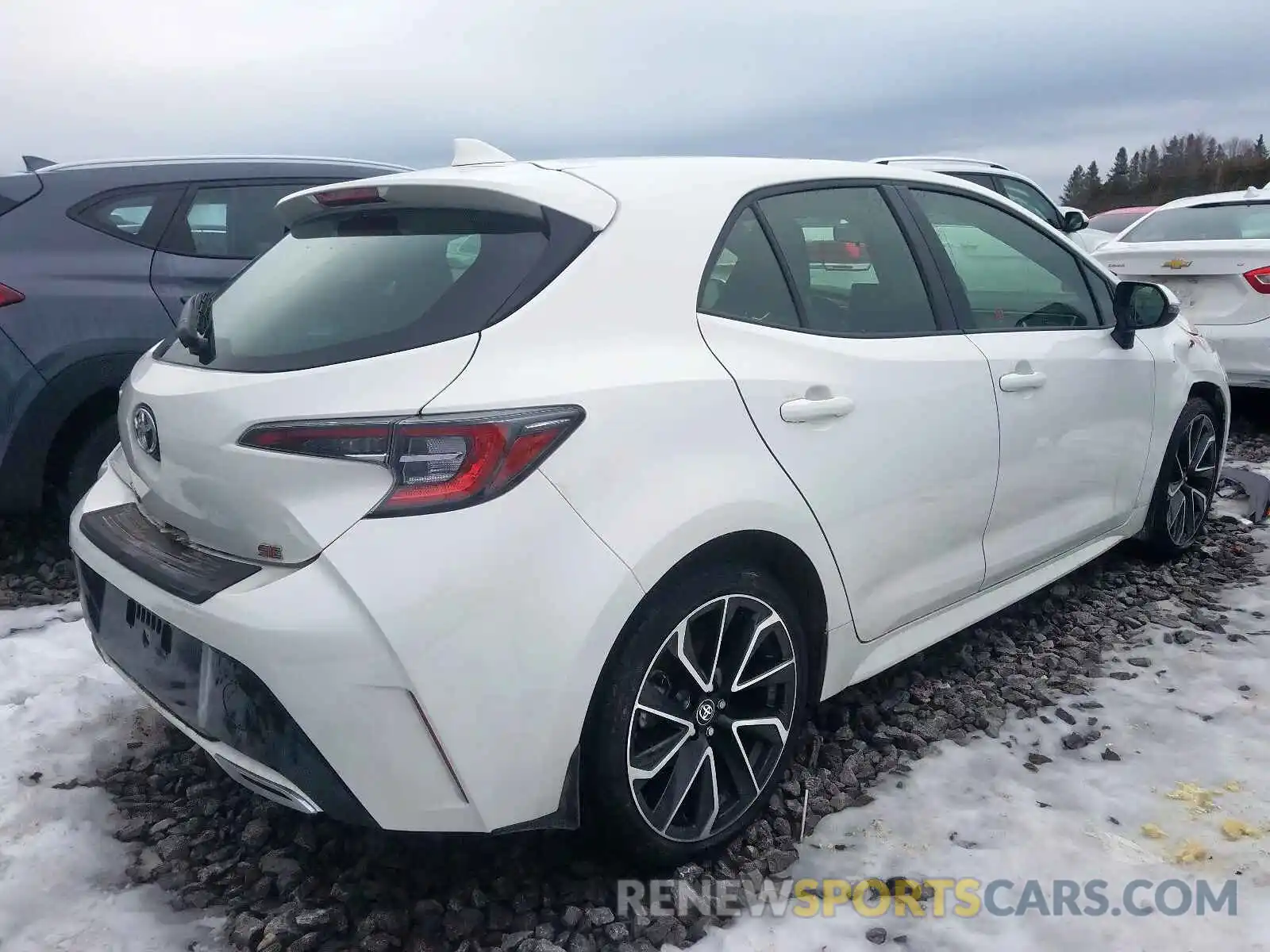 4 Photograph of a damaged car JTNK4RBE1K3065575 TOYOTA COROLLA 2019