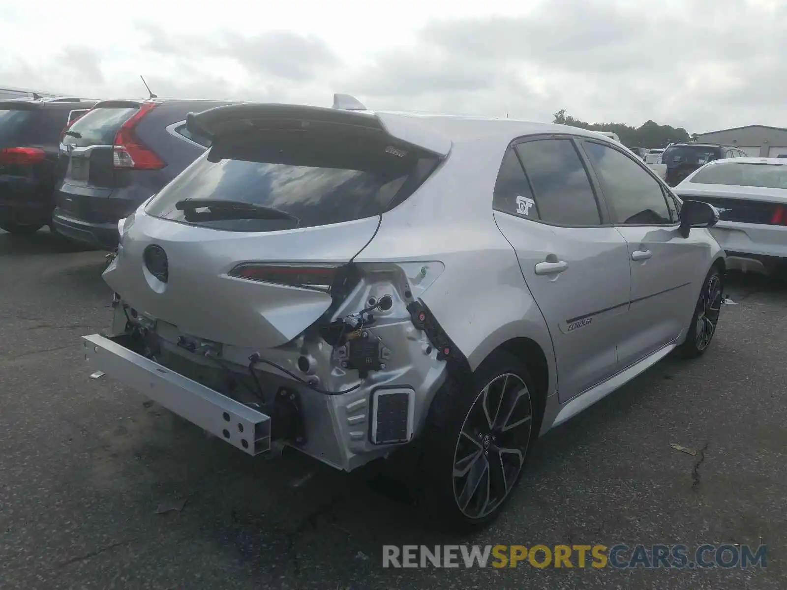 4 Photograph of a damaged car JTNK4RBE1K3070615 TOYOTA COROLLA 2019