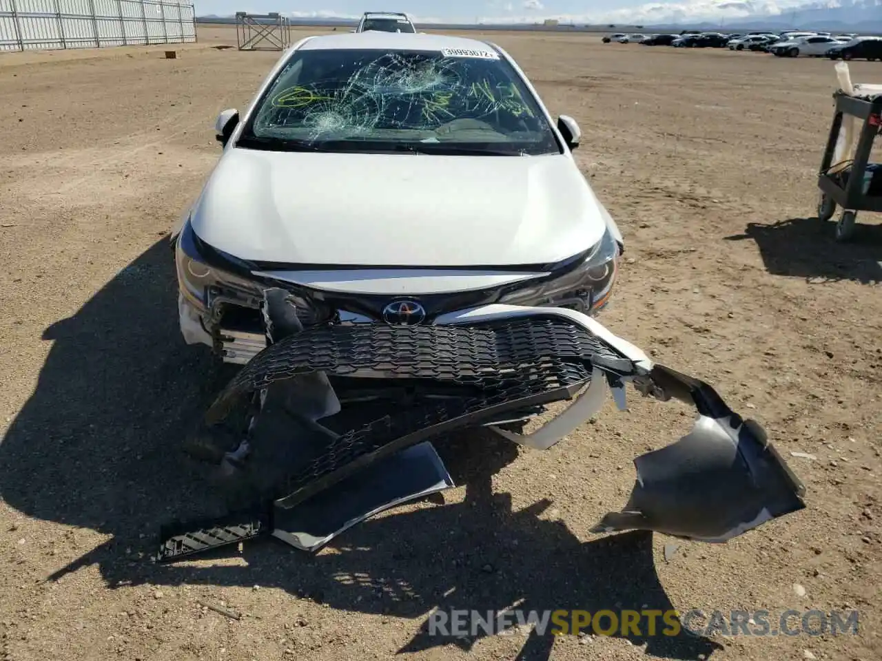 9 Photograph of a damaged car JTNK4RBE2K3000508 TOYOTA COROLLA 2019