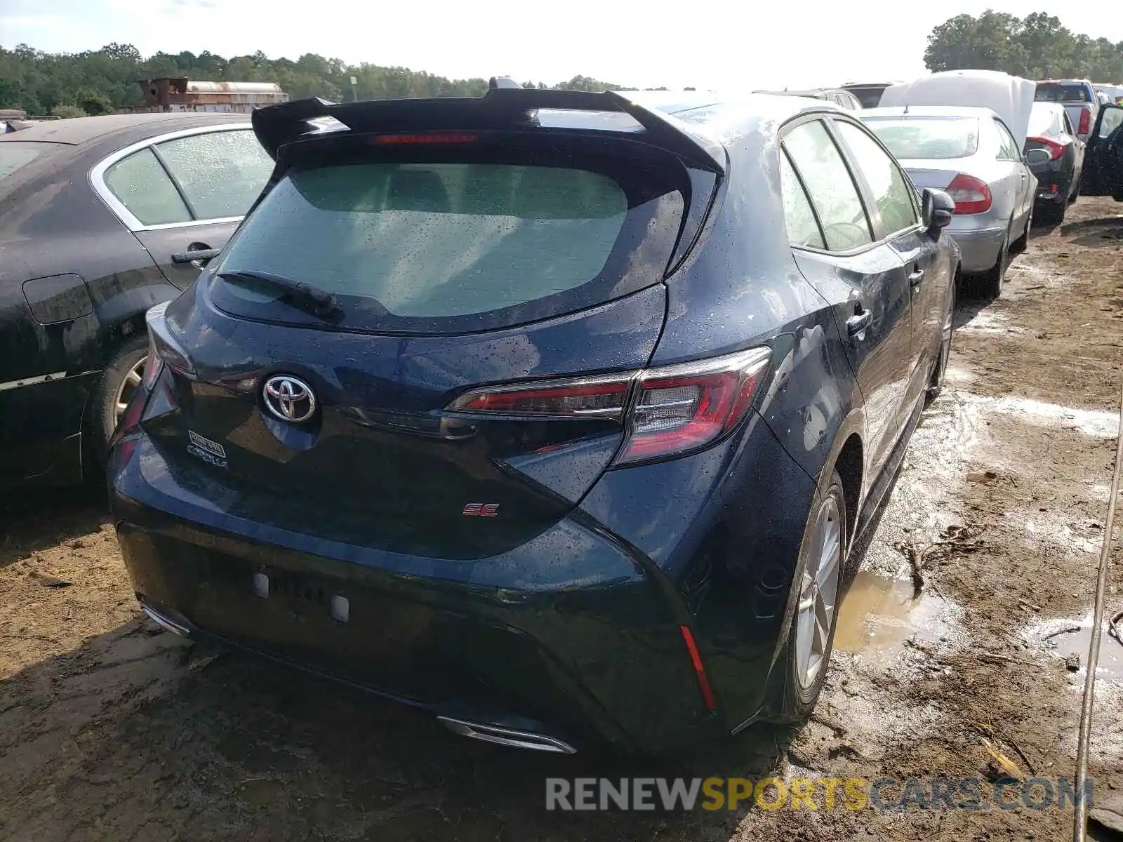 4 Photograph of a damaged car JTNK4RBE2K3004879 TOYOTA COROLLA 2019