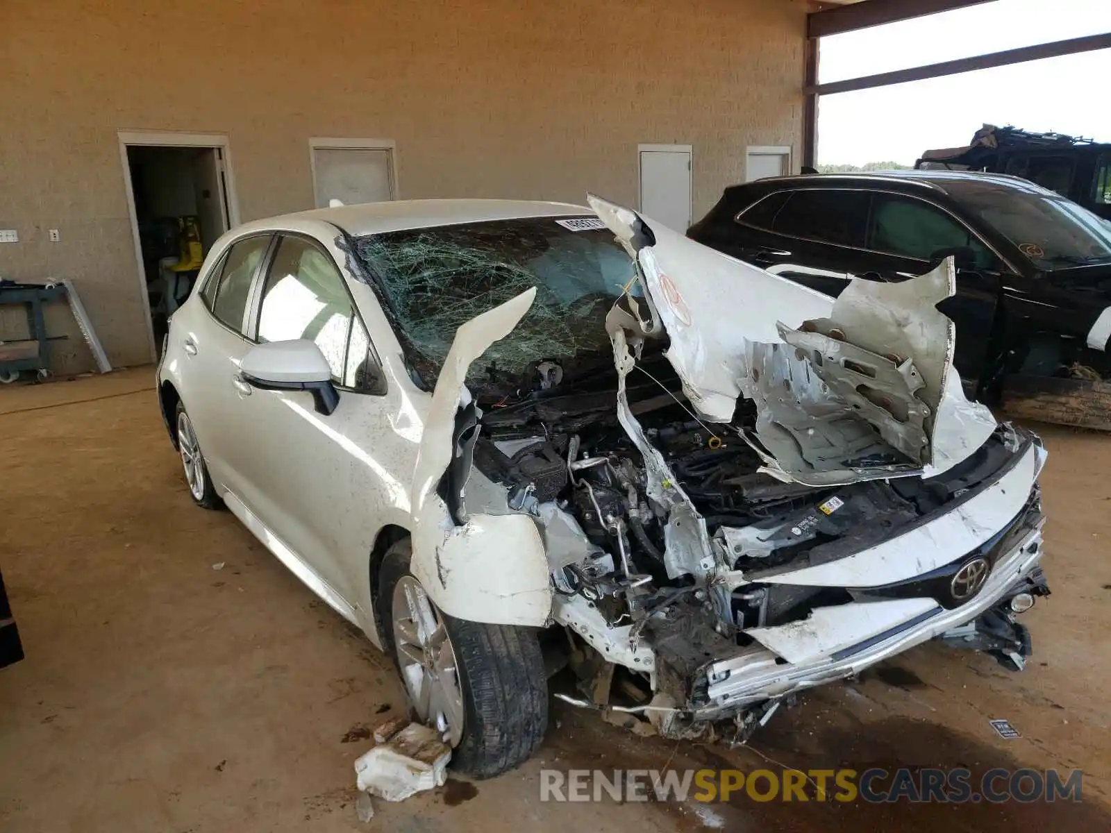 1 Photograph of a damaged car JTNK4RBE2K3007782 TOYOTA COROLLA 2019