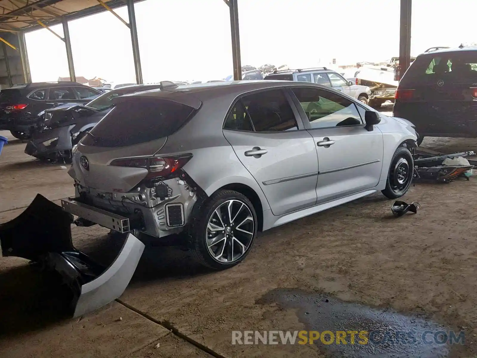 4 Photograph of a damaged car JTNK4RBE2K3009967 TOYOTA COROLLA 2019