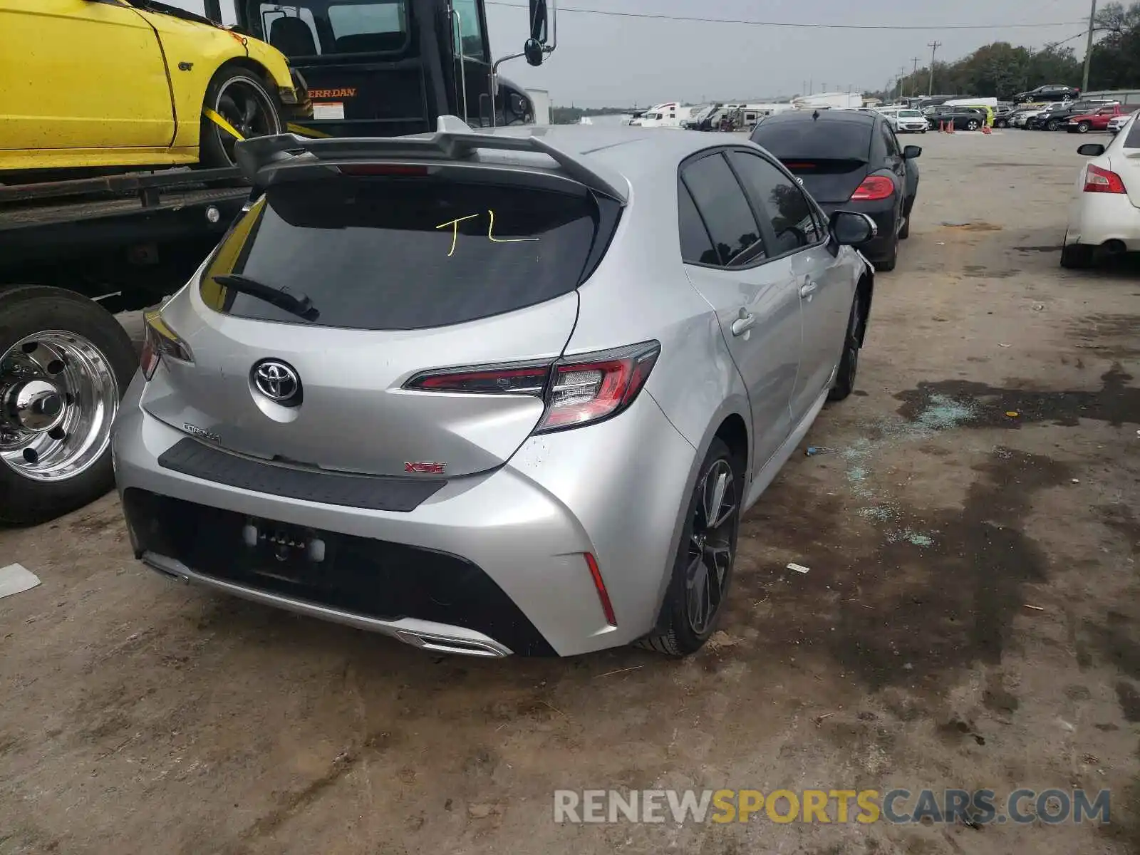 4 Photograph of a damaged car JTNK4RBE2K3010925 TOYOTA COROLLA 2019